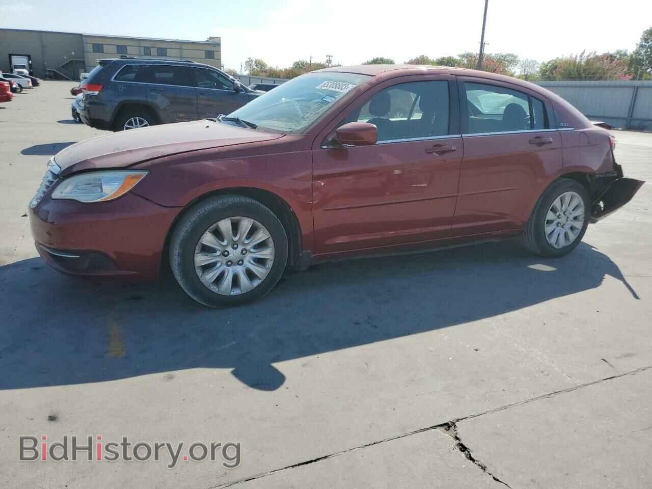 Photo 1C3BC4FB3BN550433 - CHRYSLER 200 2011