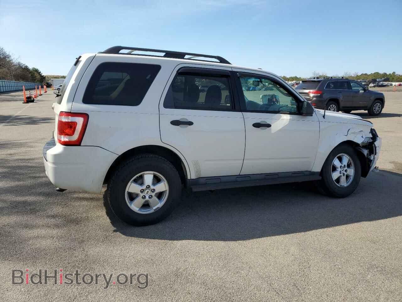 2010 FORD ESCAPE - VIN: 1FMCU9D72AKC12865 - Фото 3