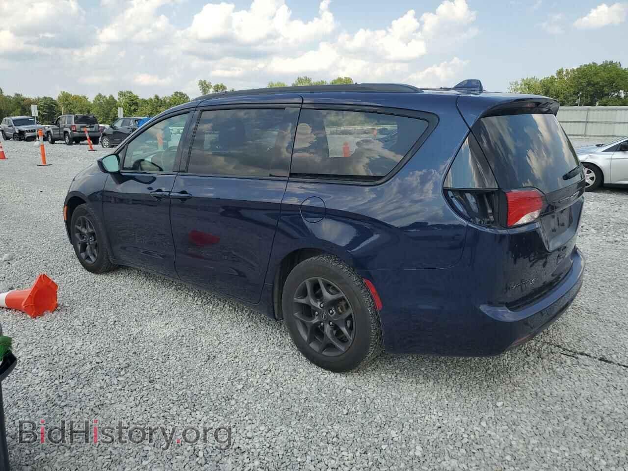 2018 CHRYSLER PACIFICA - VIN: 2C4RC1EG2JR306330 - Photo 2