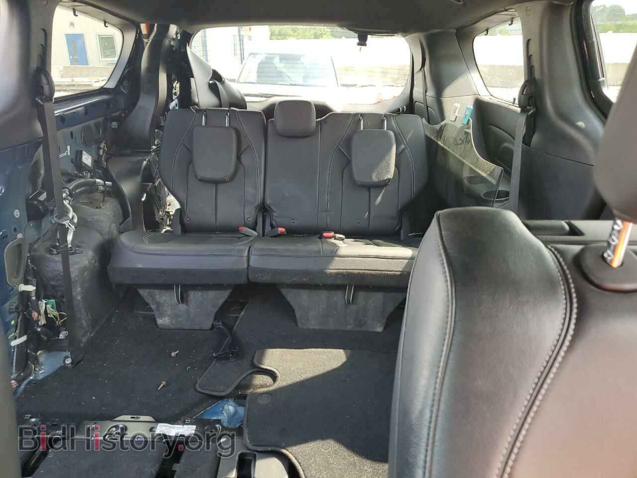 2018 CHRYSLER PACIFICA - VIN: 2C4RC1EG2JR306330 - Photo 10