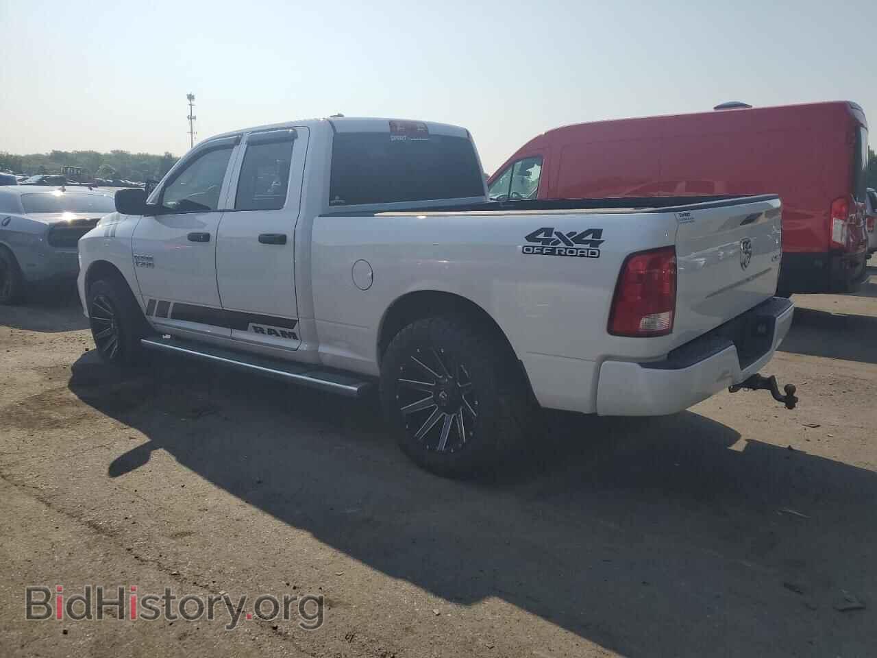2018 RAM 1500 - VIN: 1C6RR7FG2JS343884 - Фото 2