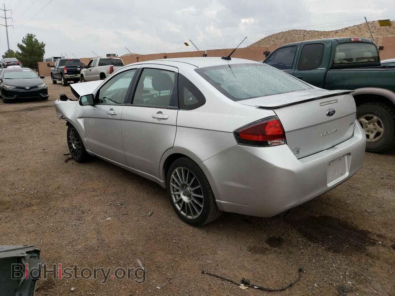 2011 FORD FOCUS - VIN: 1FAHP3GN6BW151707 - Фото 2