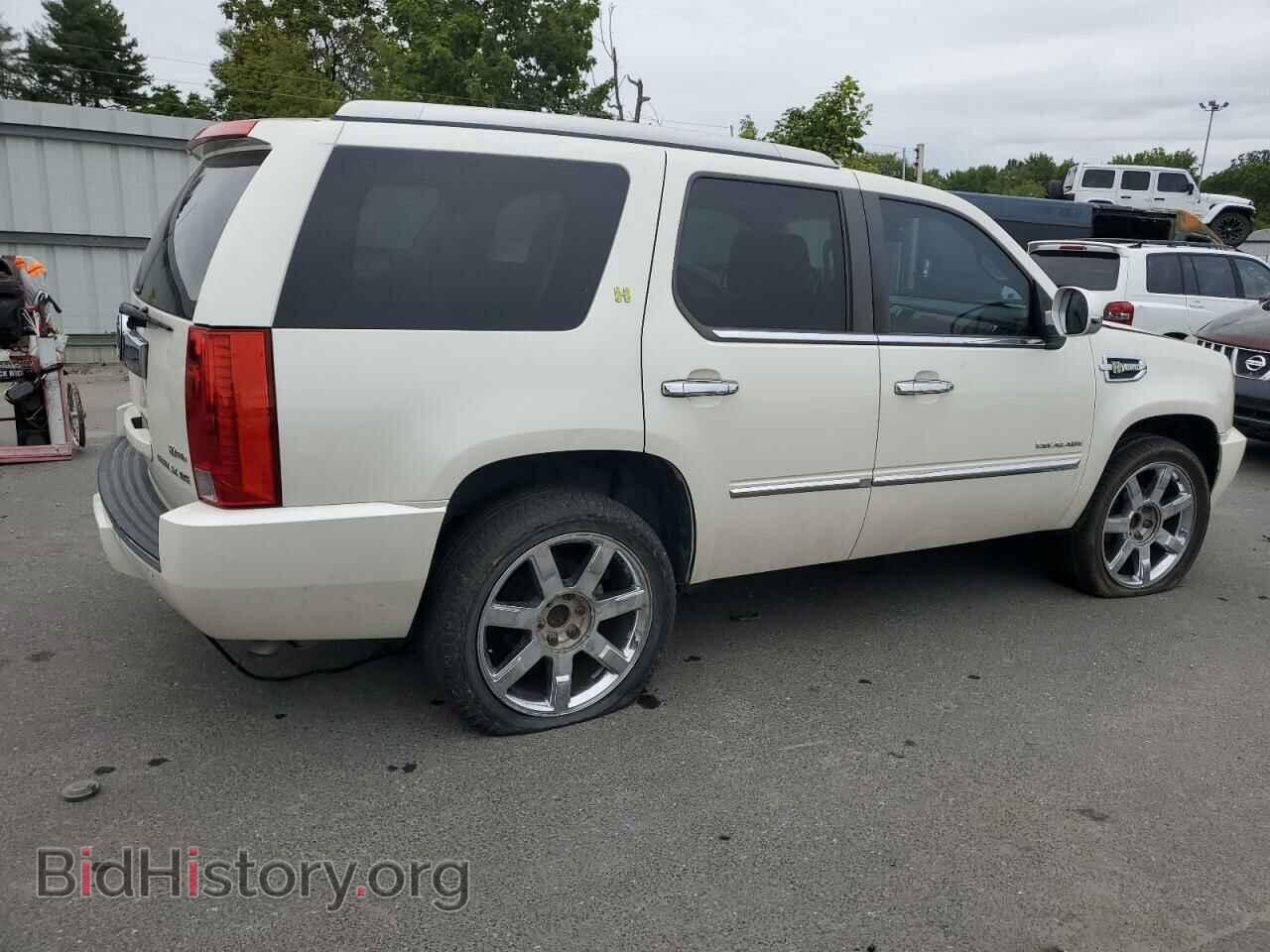 2011 CADILLAC ESCALADE - VIN: 1GYS3FEJ9BR260488 - Фото 3
