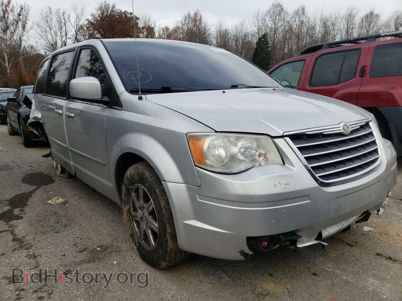 Photo 2A4RR5D10AR386742 - CHRYSLER MINIVAN 2010