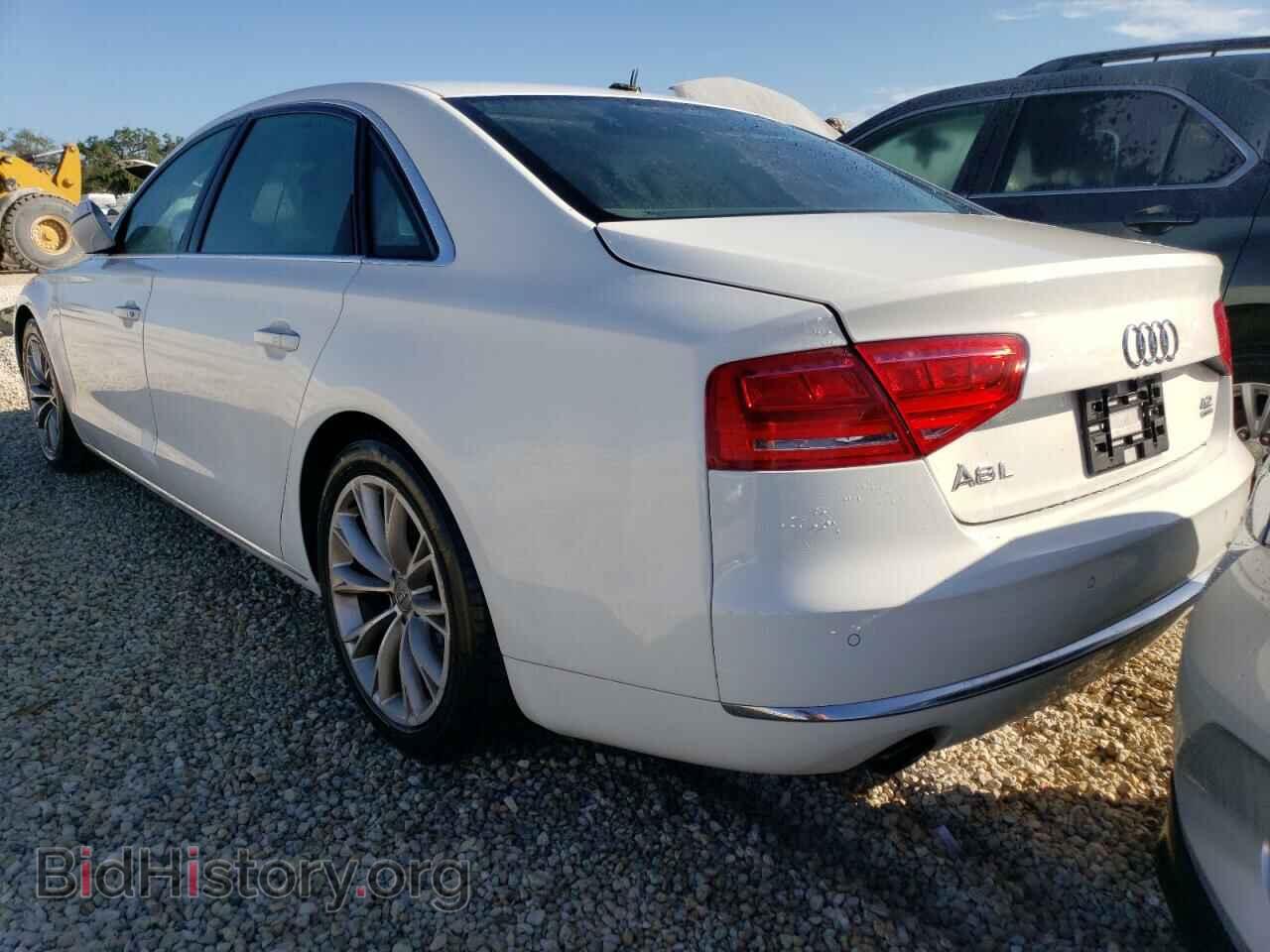 2011 AUDI A8 - VIN: WAURVAFD8BN019102 - Фото 3