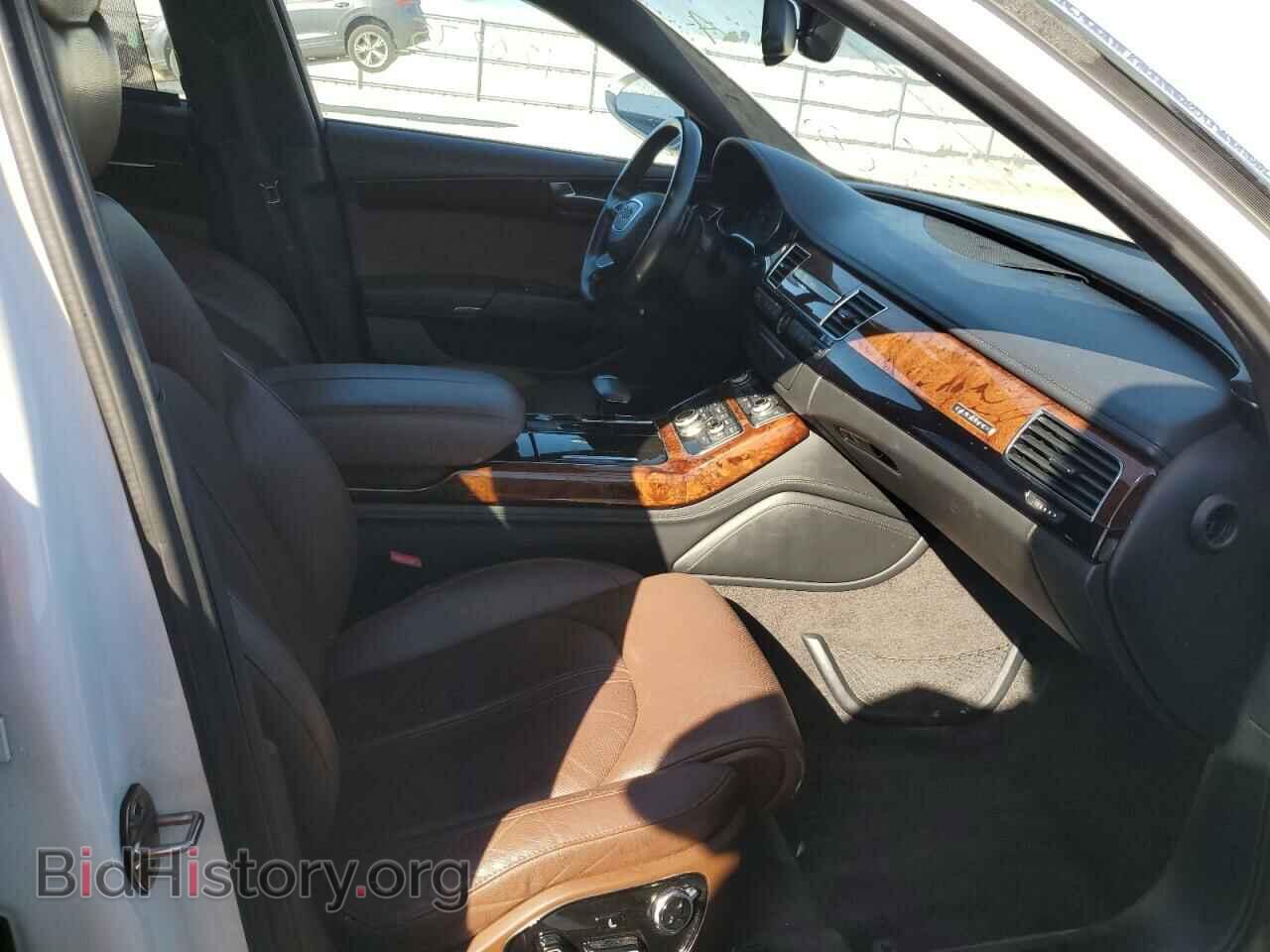 2011 AUDI A8 - VIN: WAURVAFD8BN019102 - Фото 5