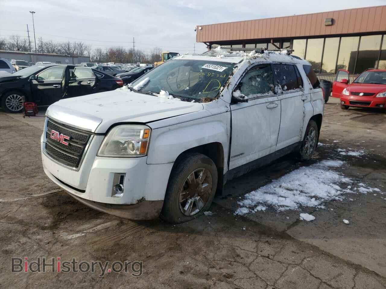 2011 GMC TERRAIN - VIN: 2CTFLTEC2B6458806 - Photo 2