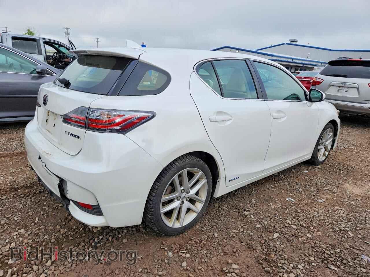 2014 LEXUS CT 200 - VIN: JTHKD5BH3E2176273 - Photo 3