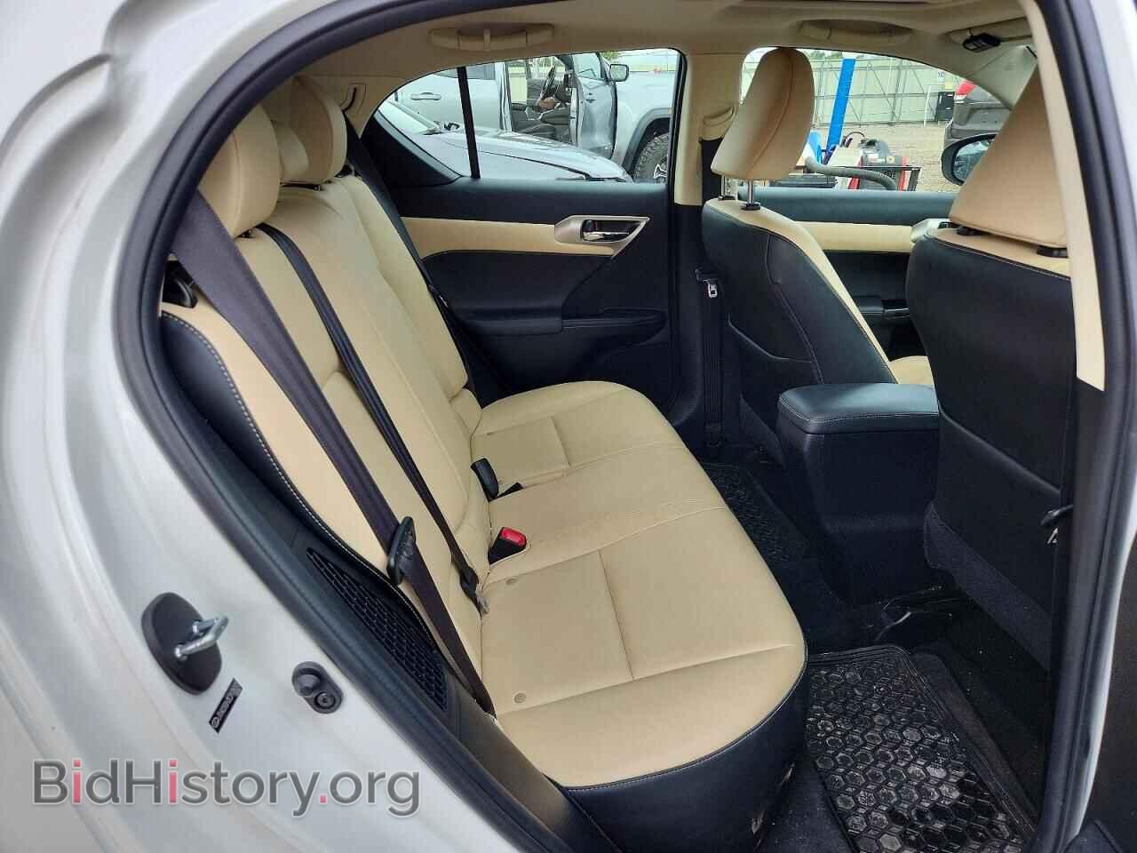 2014 LEXUS CT 200 - VIN: JTHKD5BH3E2176273 - Photo 10