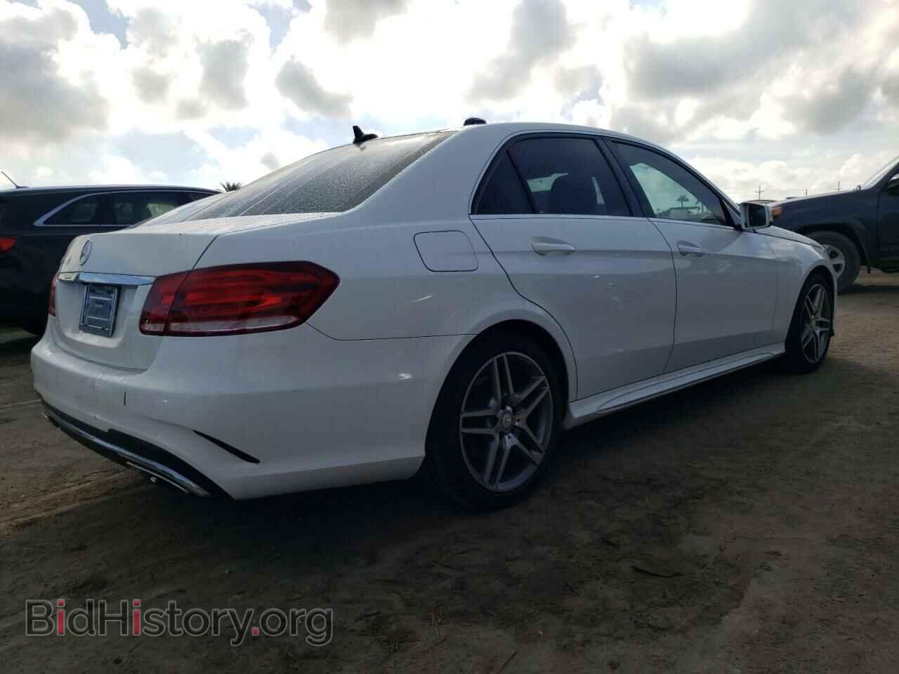 2014 MERCEDES-BENZ E-CLASS - VIN: WDDHF5KB4EA777043 - Фото 4