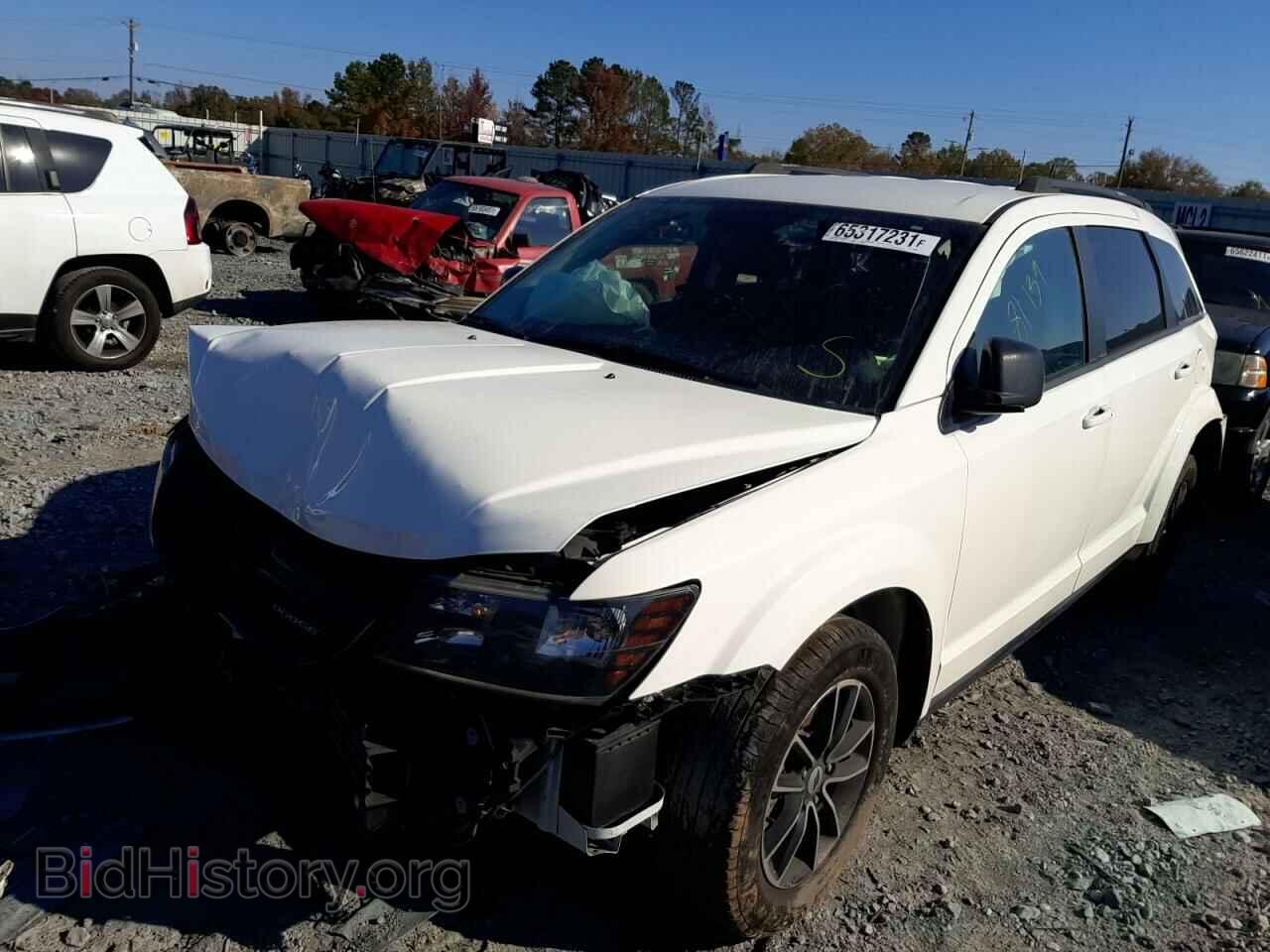 2018 DODGE JOURNEY - VIN: 3C4PDCABXJT302579 - Фото 2