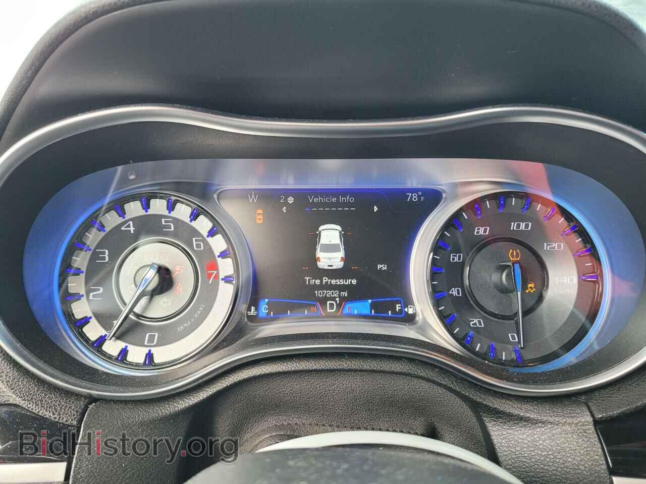 2019 CHRYSLER 300 - VIN: 2C3CCAGG4KH538331 - Фото 9