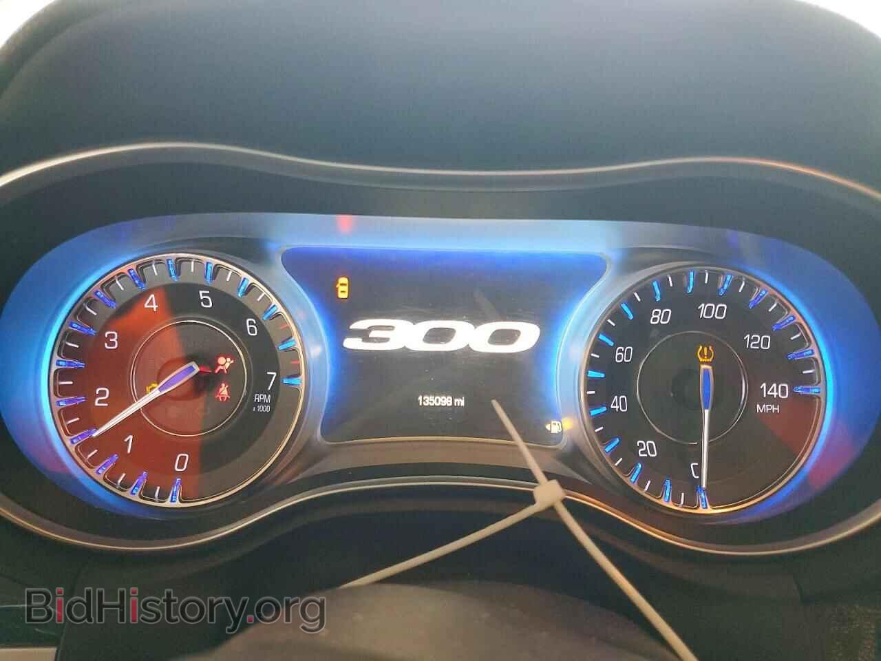 2015 CHRYSLER 300 - VIN: 2C3CCAAG0FH894032 - Фото 9