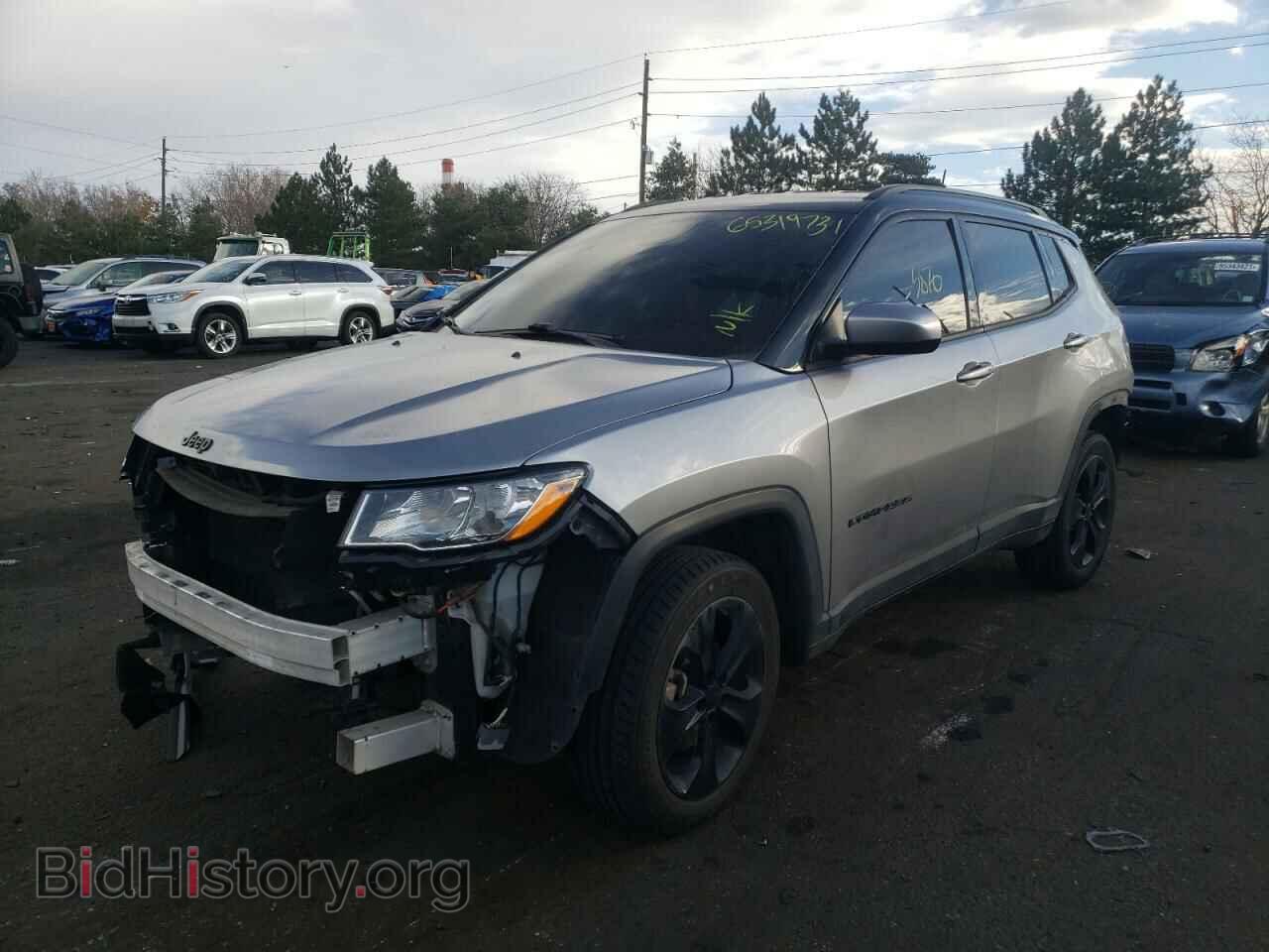 2018 JEEP COMPASS - VIN: 3C4NJDBB2JT316447 - Photo 2