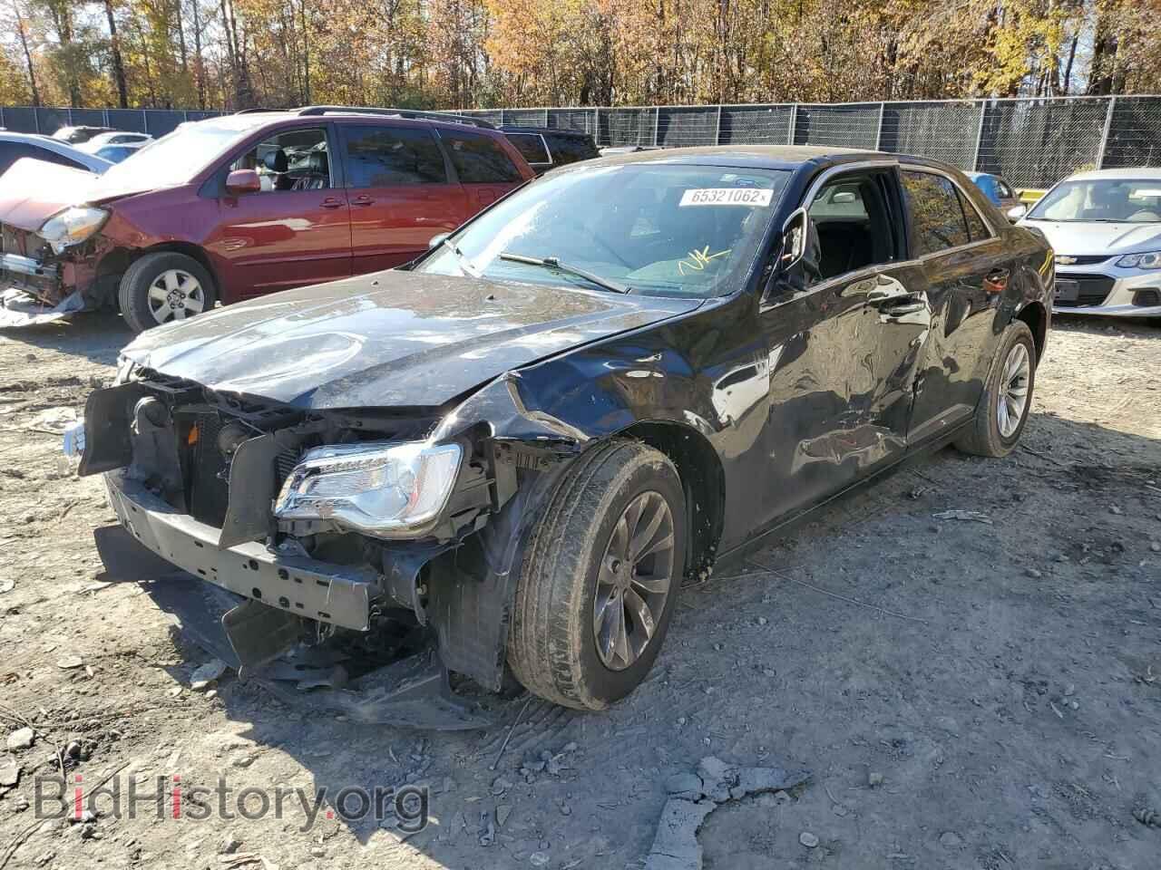 2016 CHRYSLER 300 - VIN: 2C3CCAAG8GH197824 - Фото 2