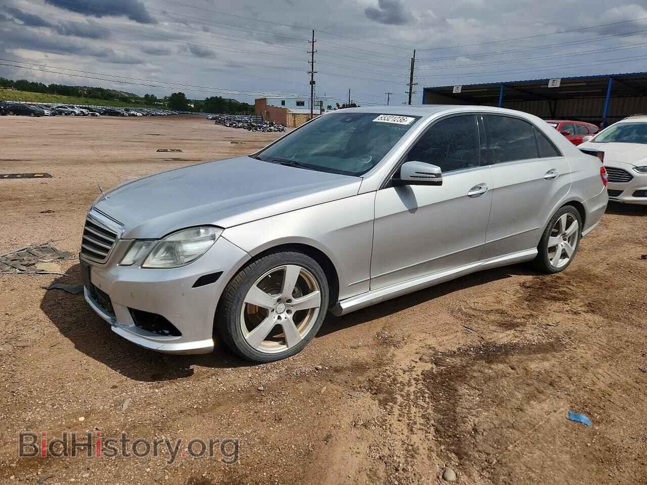 Photo WDDHF8HB3AA252056 - MERCEDES-BENZ E-CLASS 2010