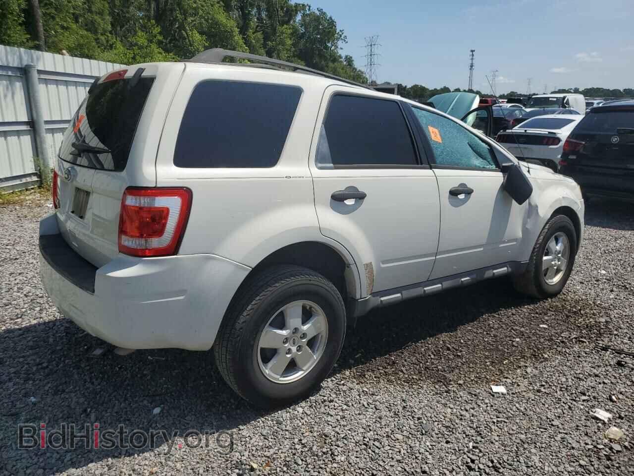 2011 FORD ESCAPE - VIN: 1FMCU0D79BKB30029 - Photo 3