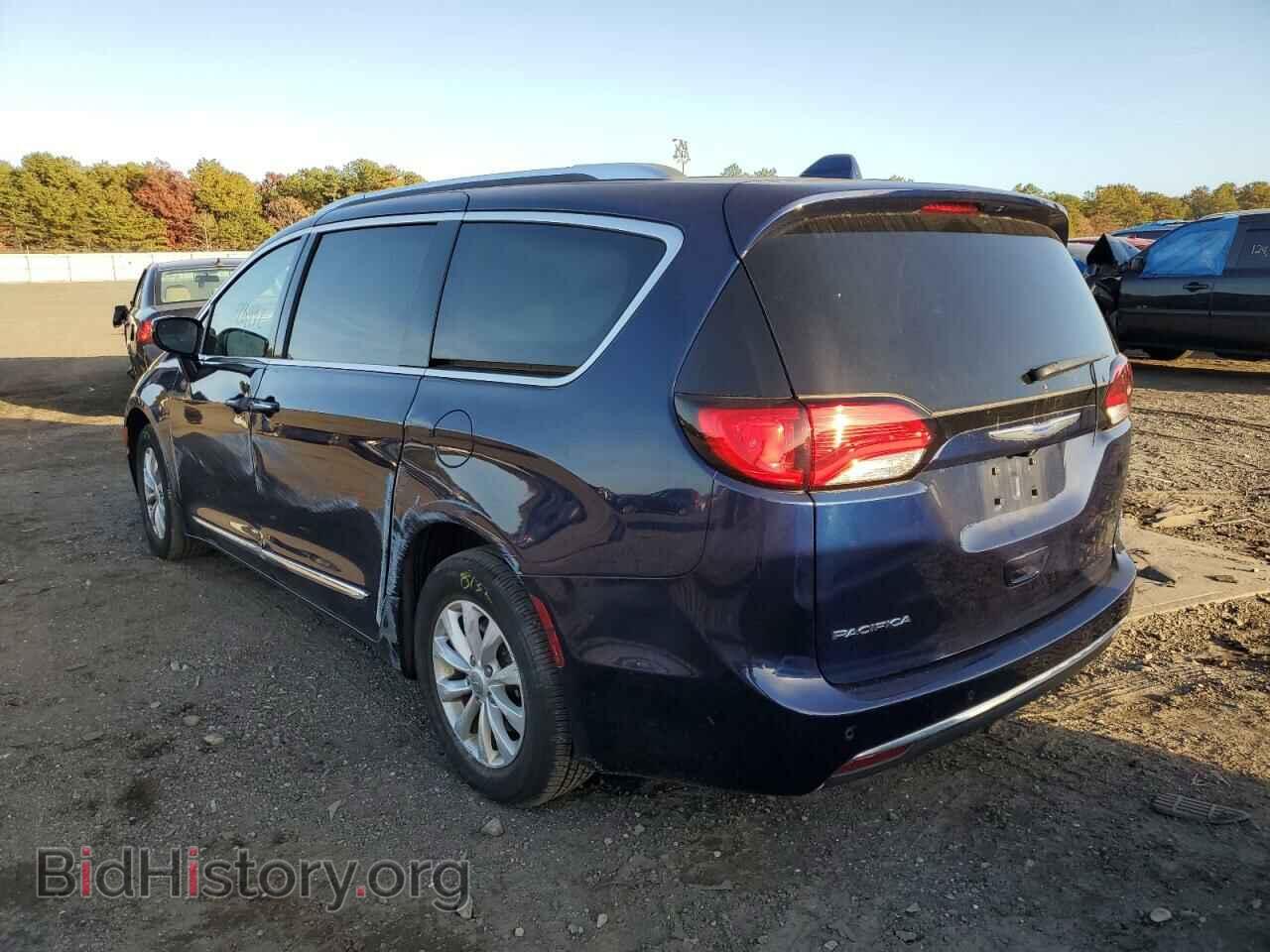 2018 CHRYSLER PACIFICA - VIN: 2C4RC1BG9JR353844 - Фото 3