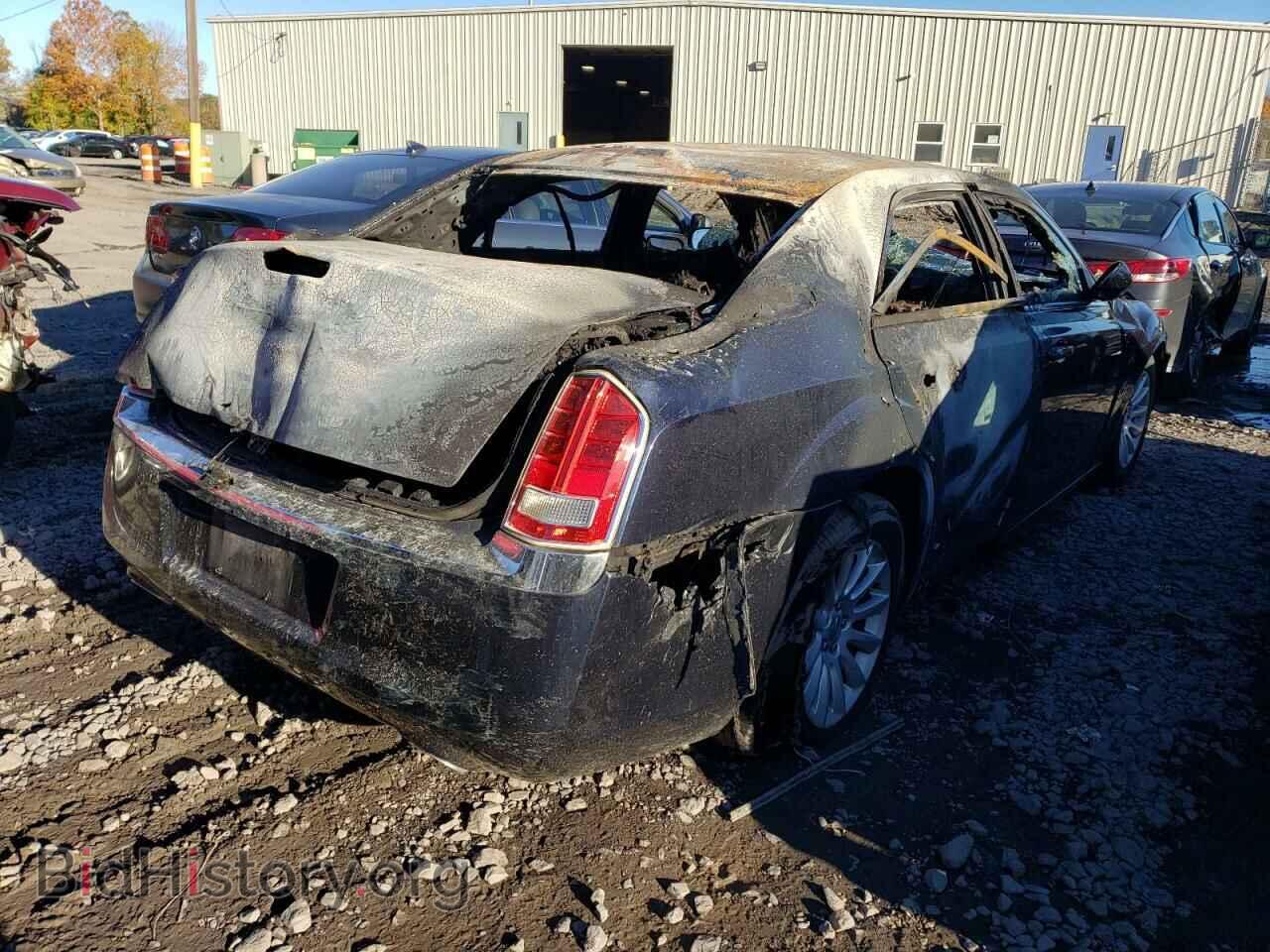 2012 CHRYSLER 300 - VIN: 2C3CCAAG2CH166840 - Photo 4