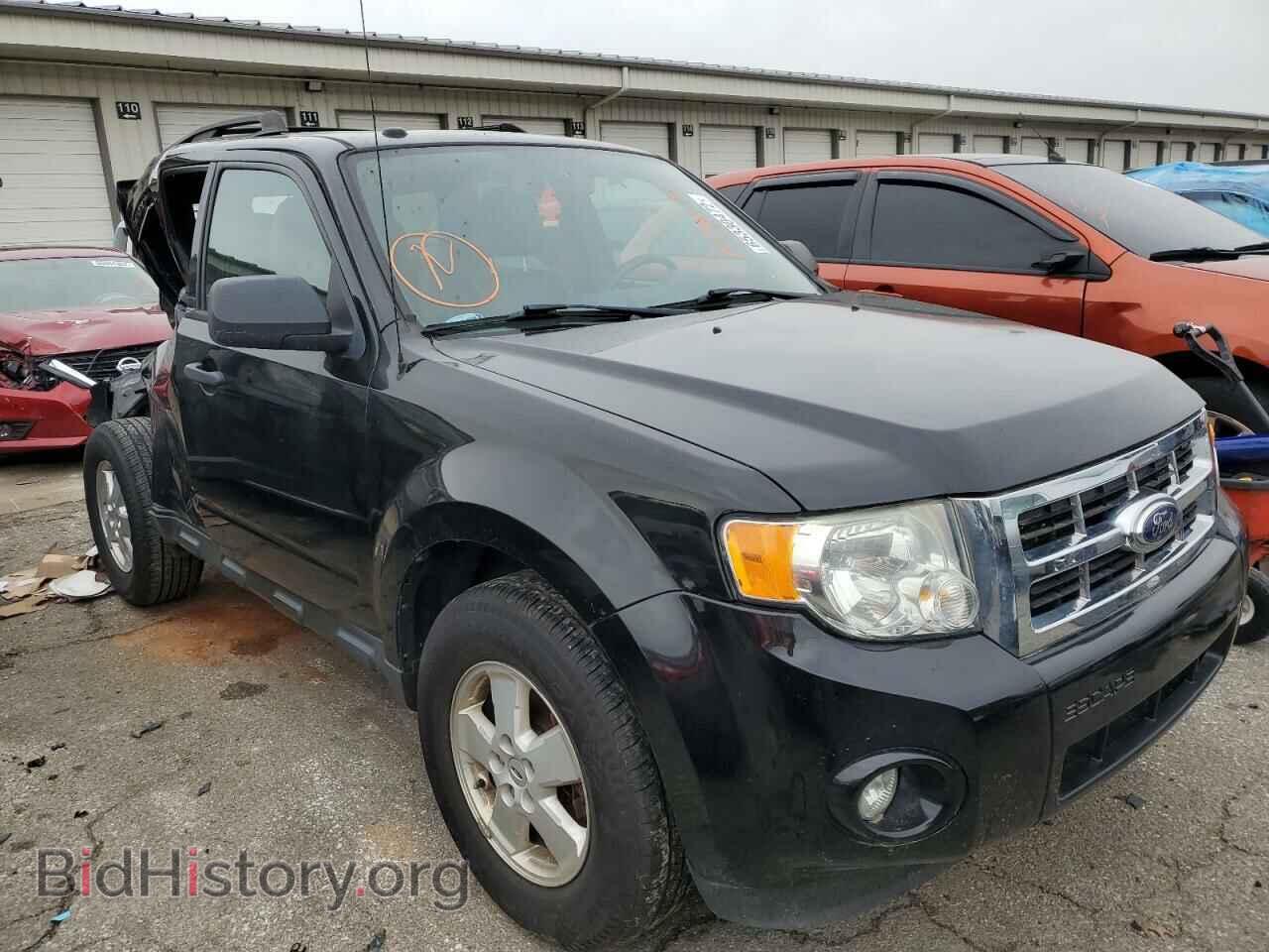 Photo 1FMCU0D77BKA67321 - FORD ESCAPE 2011