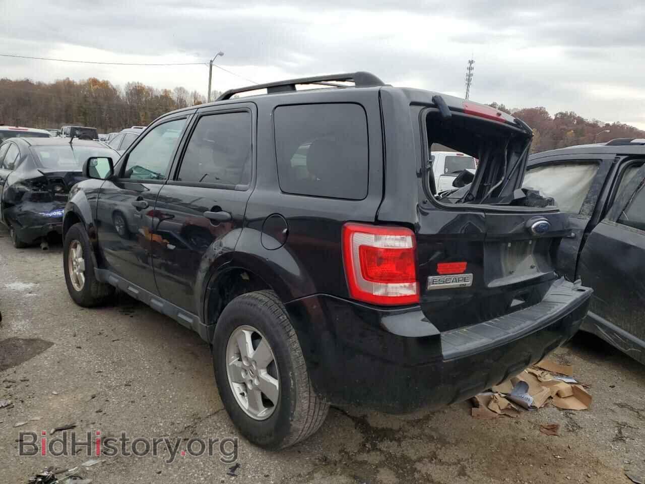 2011 FORD ESCAPE - VIN: 1FMCU0D77BKA67321 - Фото 3