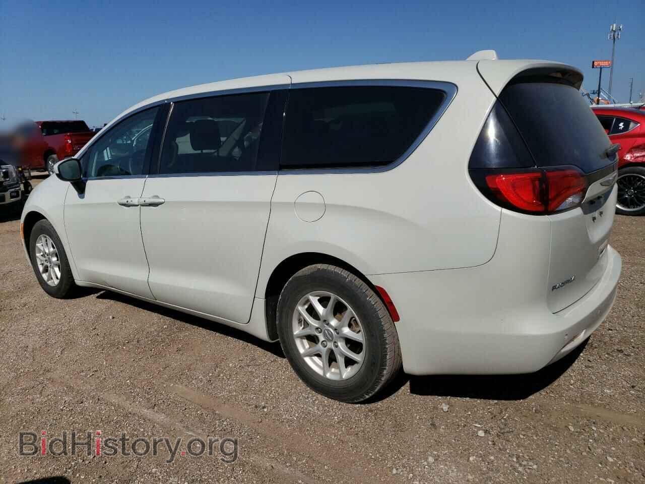 2017 CHRYSLER PACIFICA - VIN: 2C4RC1DG8HR587982 - Фото 2