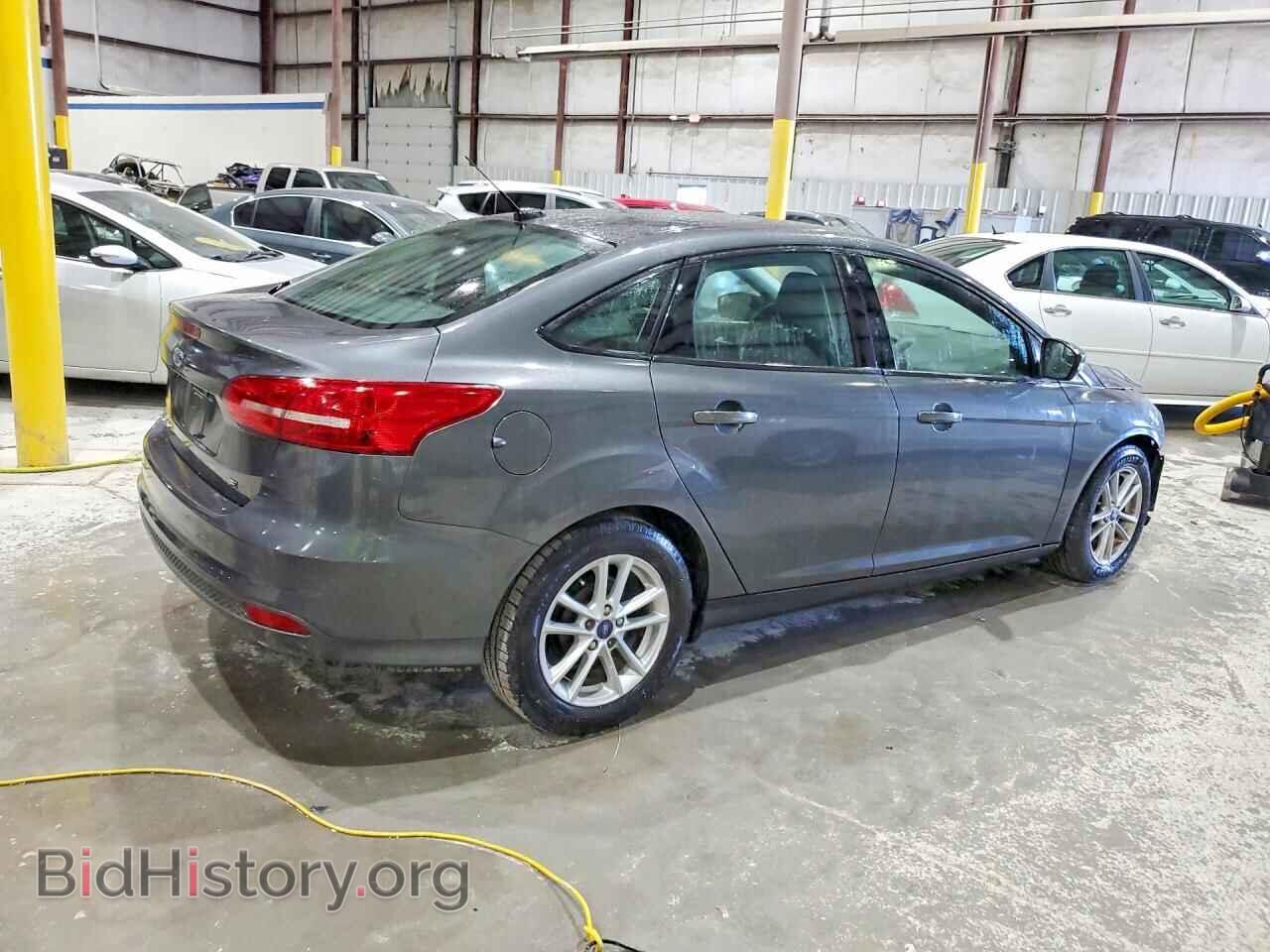 2017 FORD FOCUS - VIN: 1FADP3F2XHL320112 - Фото 3