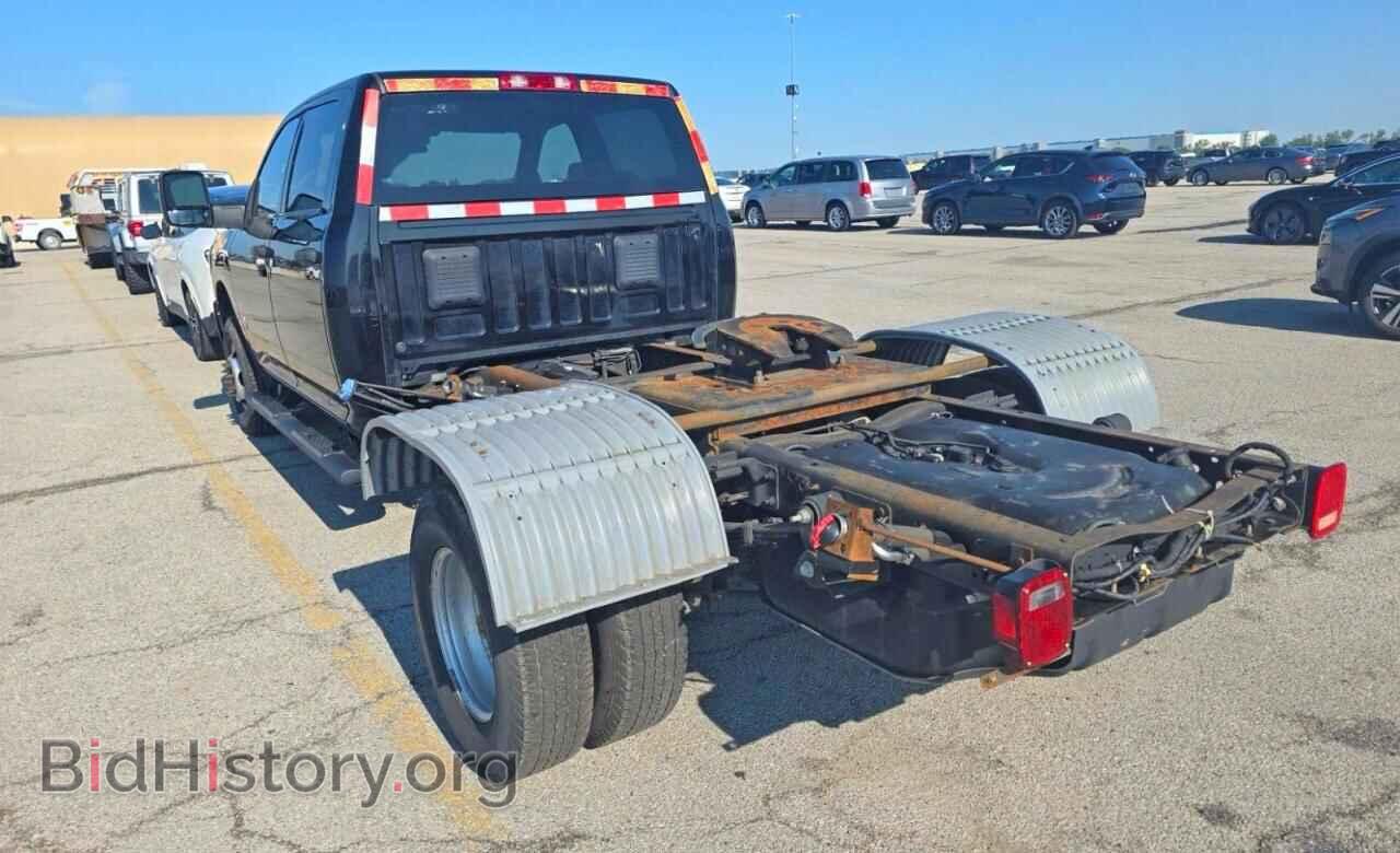2023 RAM 3500 - VIN: 3C7WRTCLXPG650664 - Photo 3