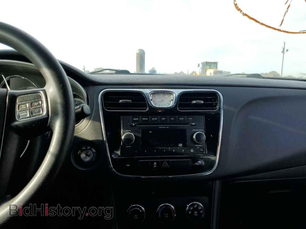 2011 CHRYSLER 200 - VIN: 1C3BC4FB9BN521521 - Фото 9