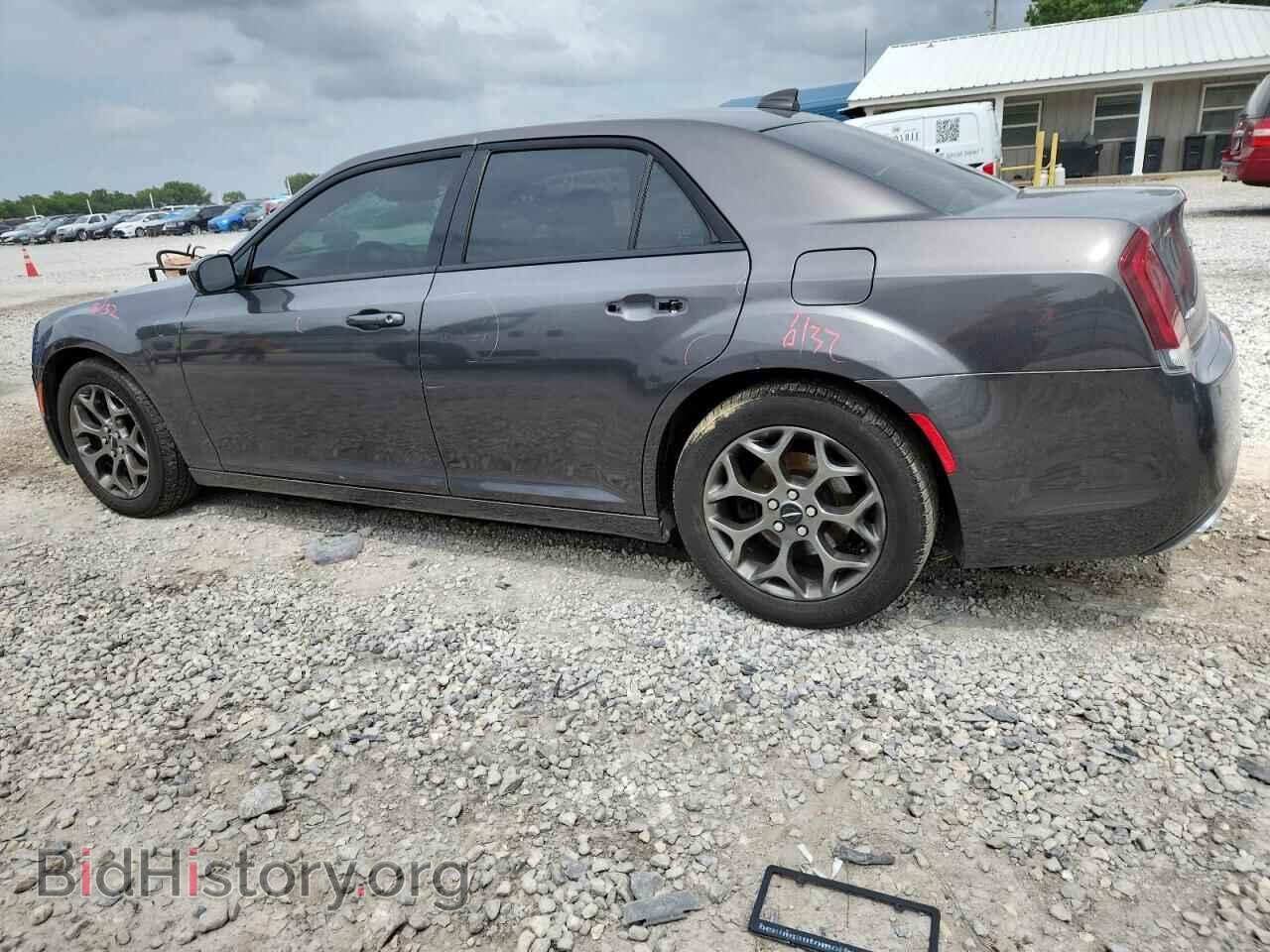 2016 CHRYSLER 300 - VIN: 2C3CCAGG0GH208760 - Фото 2
