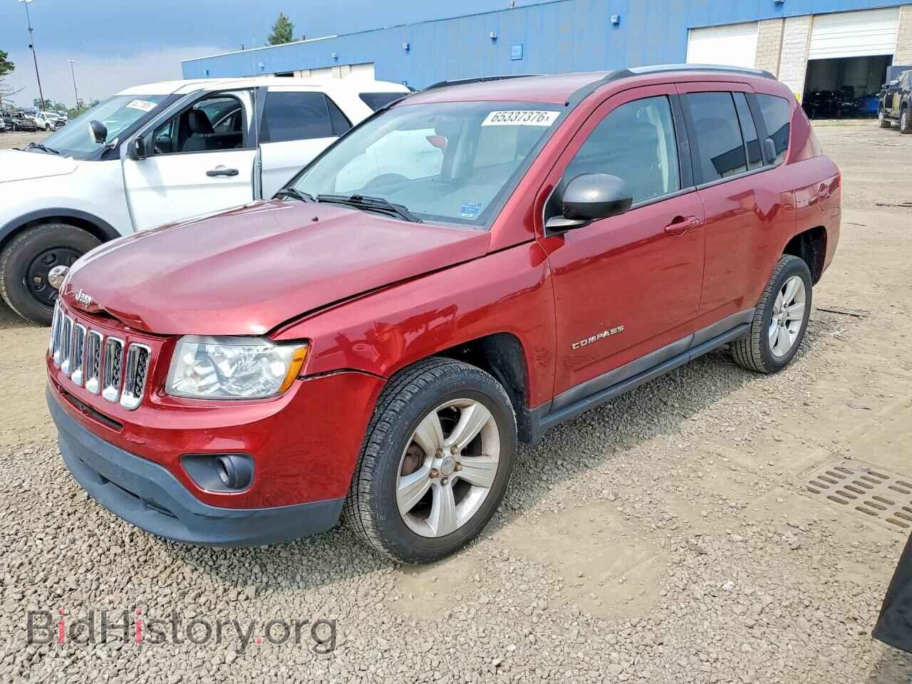 Photo 1J4NT1FA3BD139435 - JEEP COMPASS 2011