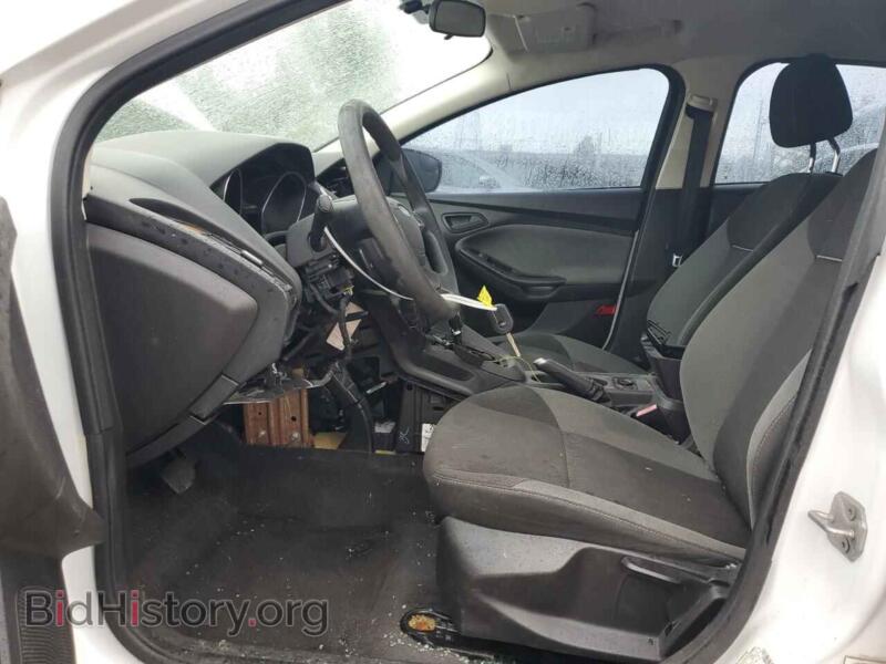 2012 Ford FOCUS (VIN 1FAHP3F29CL198384) — photo 7 of 12