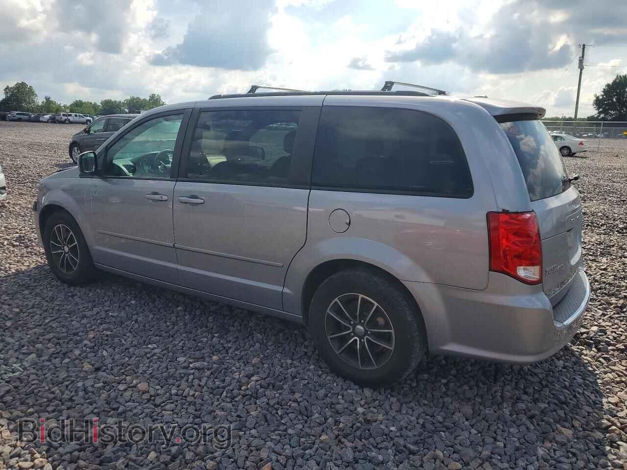 2017 DODGE CARAVAN - VIN: 2C4RDGEG2HR860817 - Photo 2