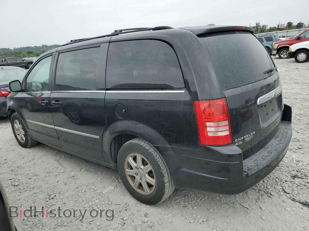 2010 CHRYSLER MINIVAN - VIN: 2A4RR8DX5AR449484 - Фото 2