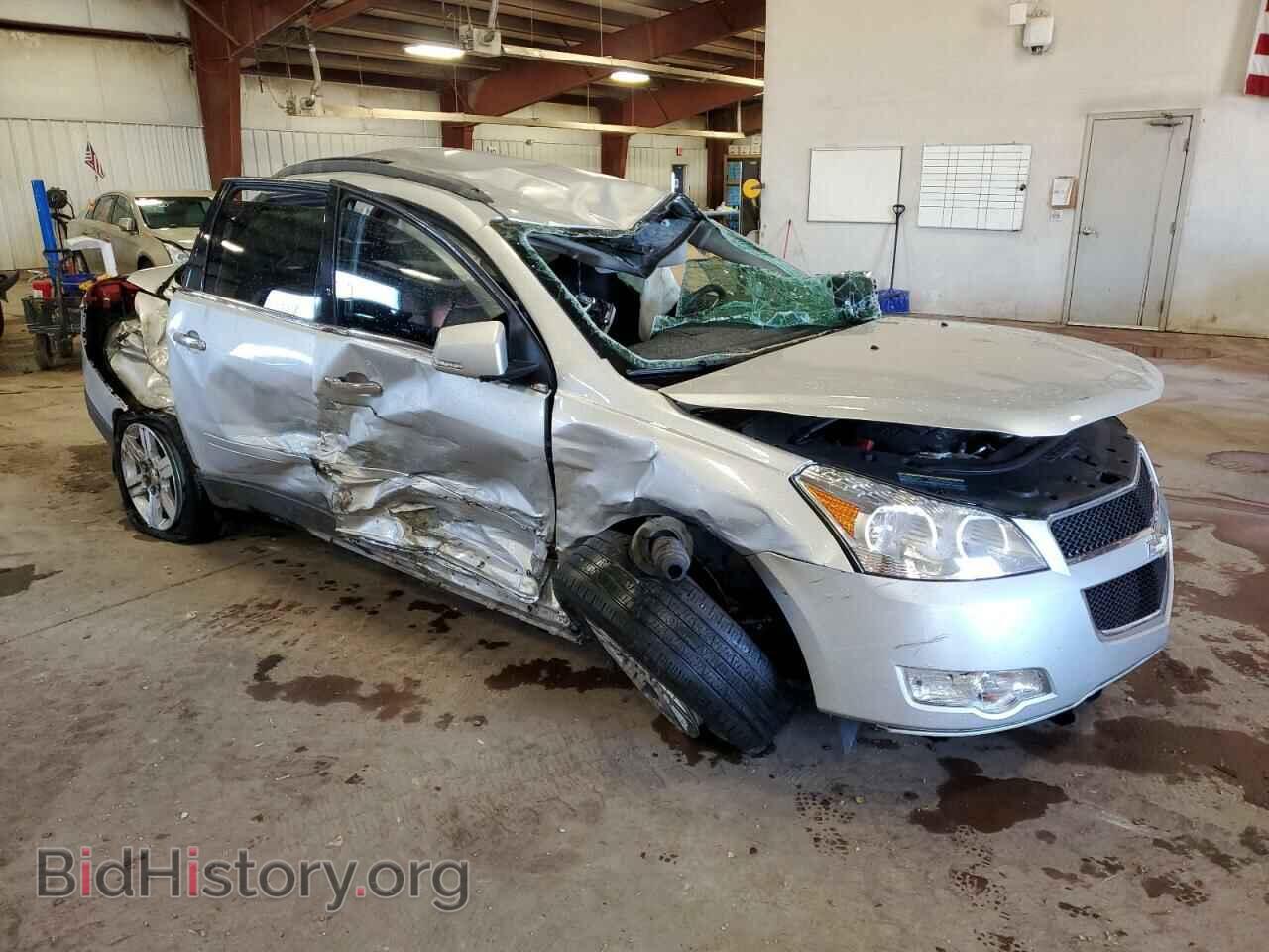2010 CHEVROLET TRAVERSE - VIN: 1GNLRFED7AS127665 - Фото 4