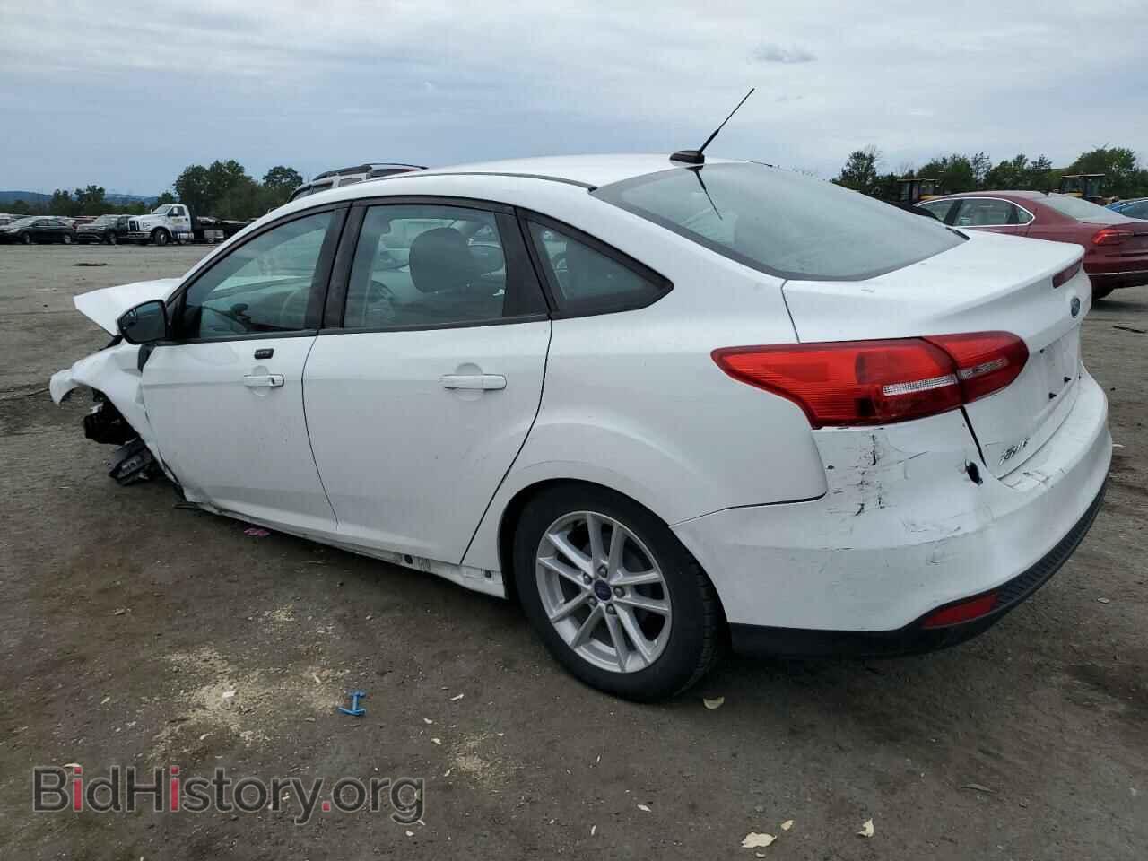 2016 FORD FOCUS - VIN: 1FADP3F2XGL211647 - Фото 2