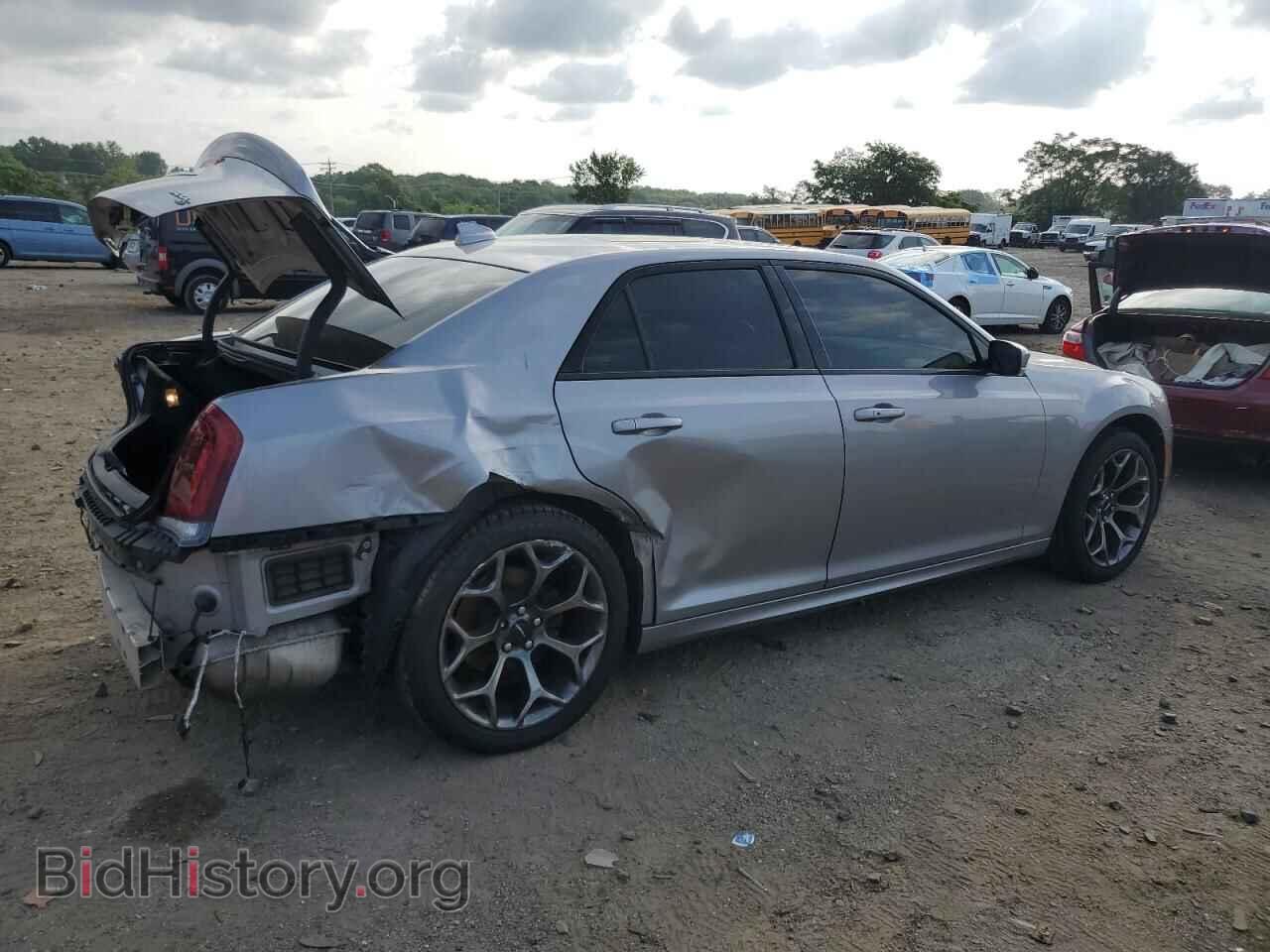 2018 CHRYSLER 300 - VIN: 2C3CCABG8JH266811 - Фото 3