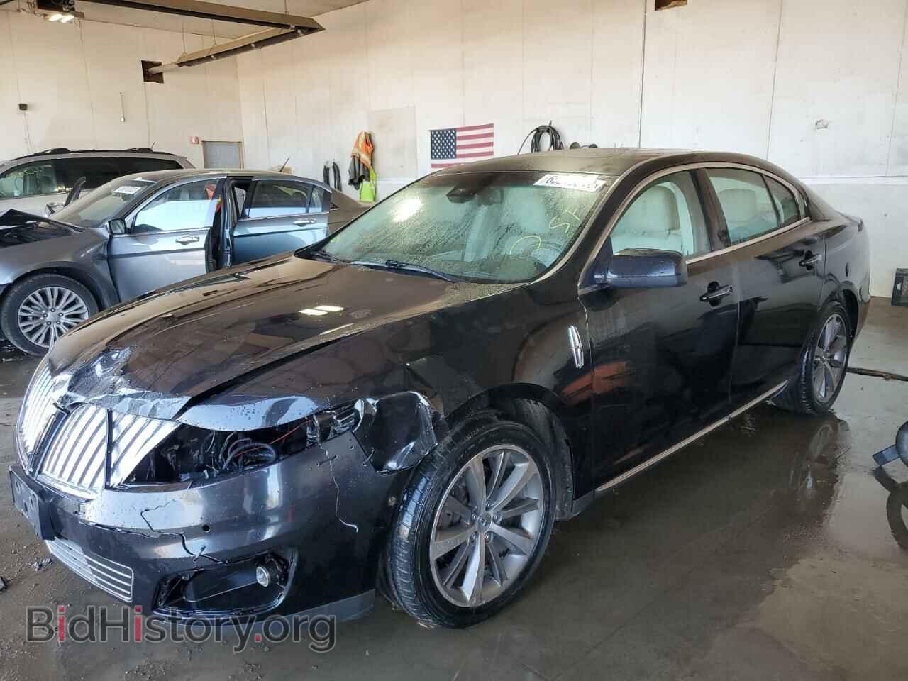 2011 LINCOLN MKS - VIN: 1LNHL9ER7BG604138 - Фото 2