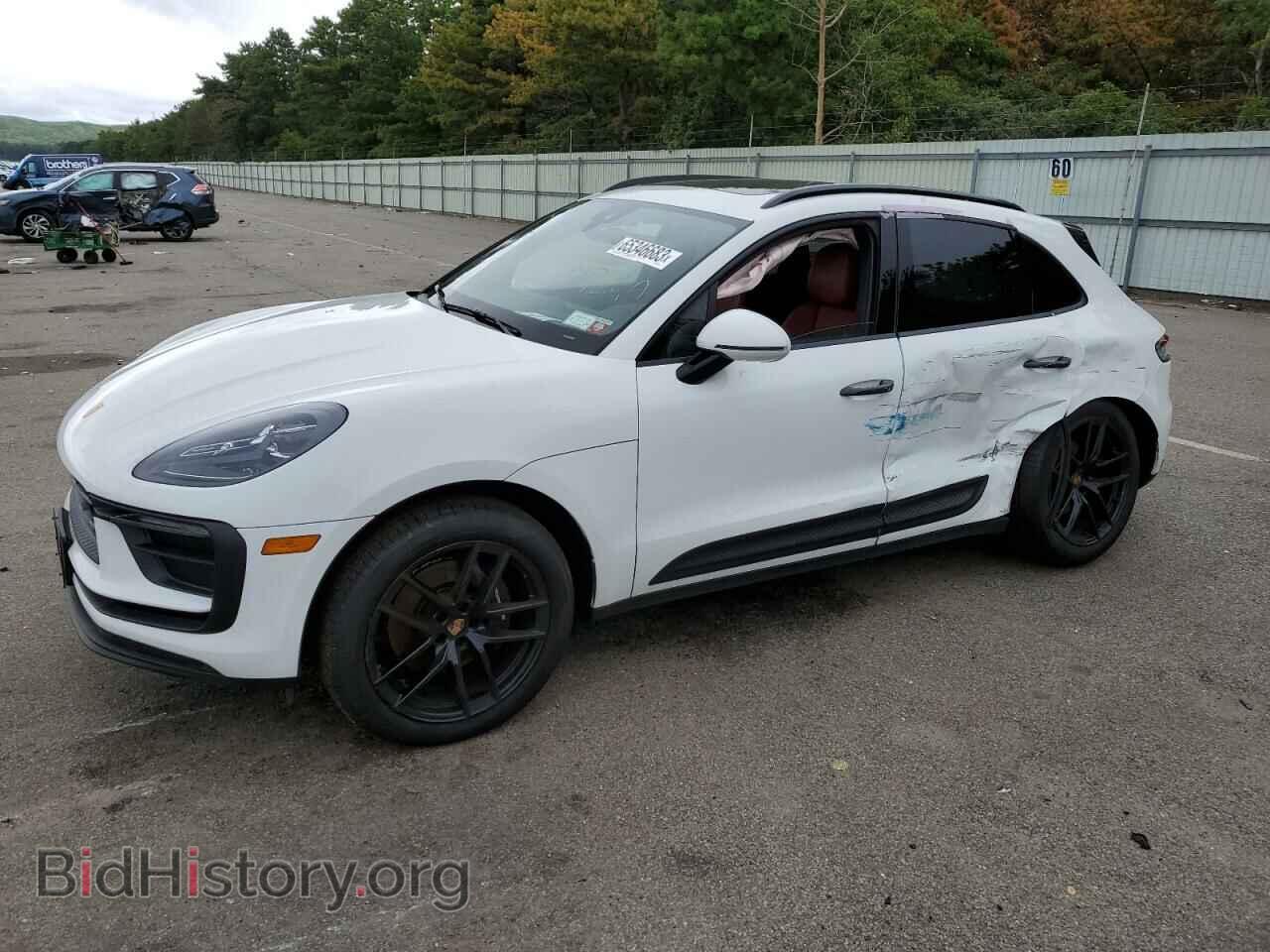 Фотография WP1AA2A52PLB17240 - PORSCHE MACAN BASE 2023