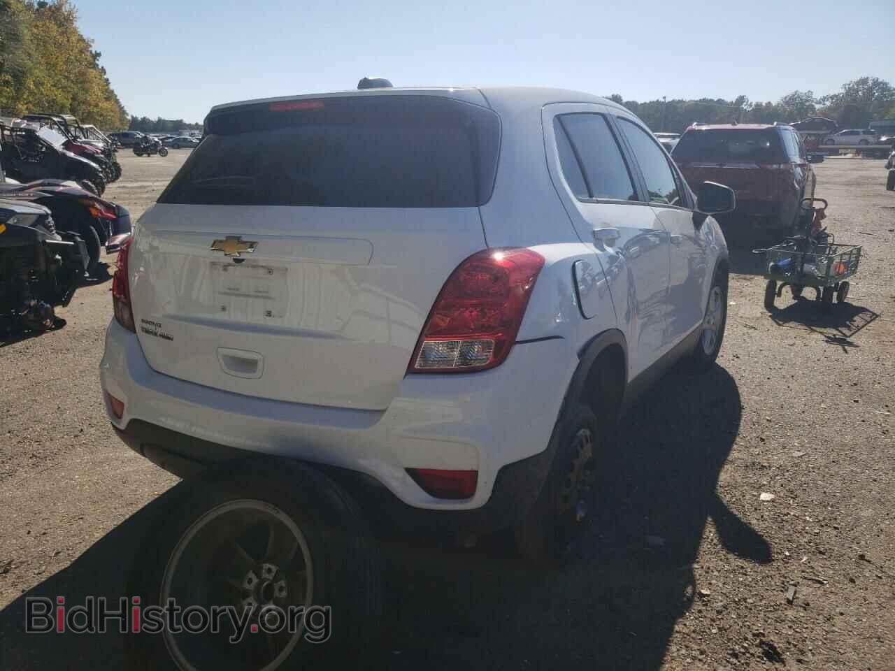 2019 CHEVROLET TRAX - VIN: 3GNCJNSB3KL317371 - Photo 4