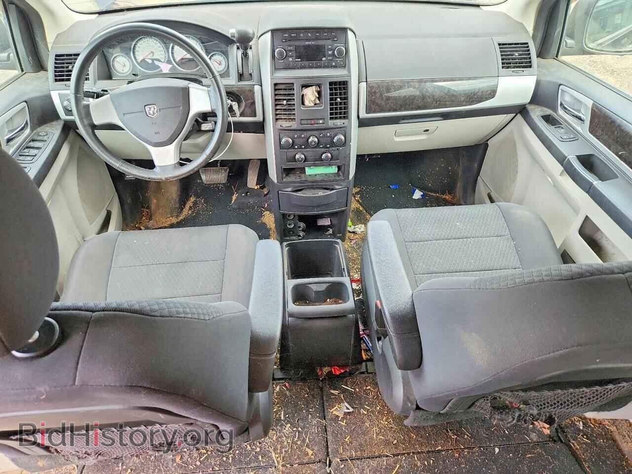 2010 DODGE CARAVAN - VIN: 2D4RN5D12AR264100 - Photo 8