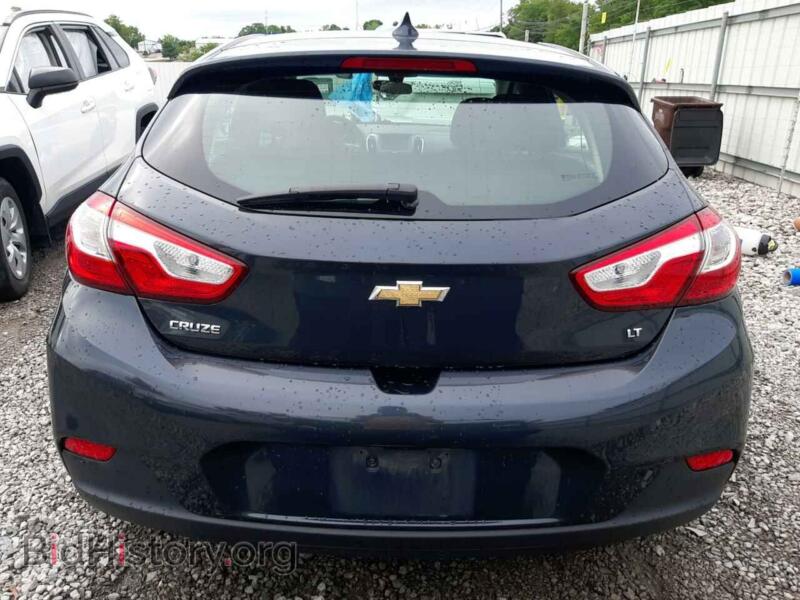 2018 Chevrolet CRUZE (VIN 3G1BE6SMXJS648607) — фото 6 из 12