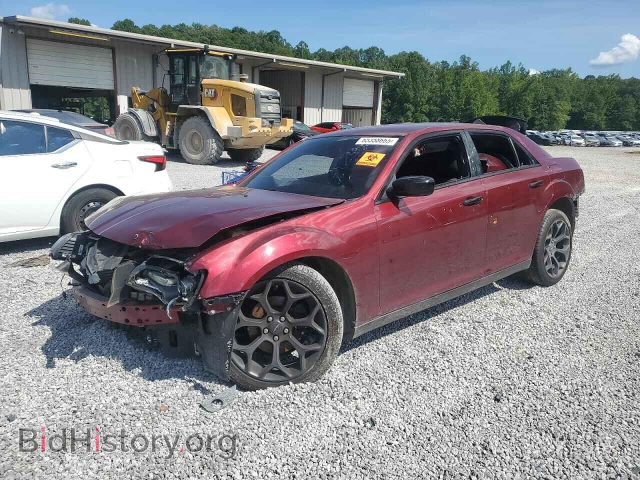 Фотография 2C3CCAAG6KH740645 - CHRYSLER 300 2019