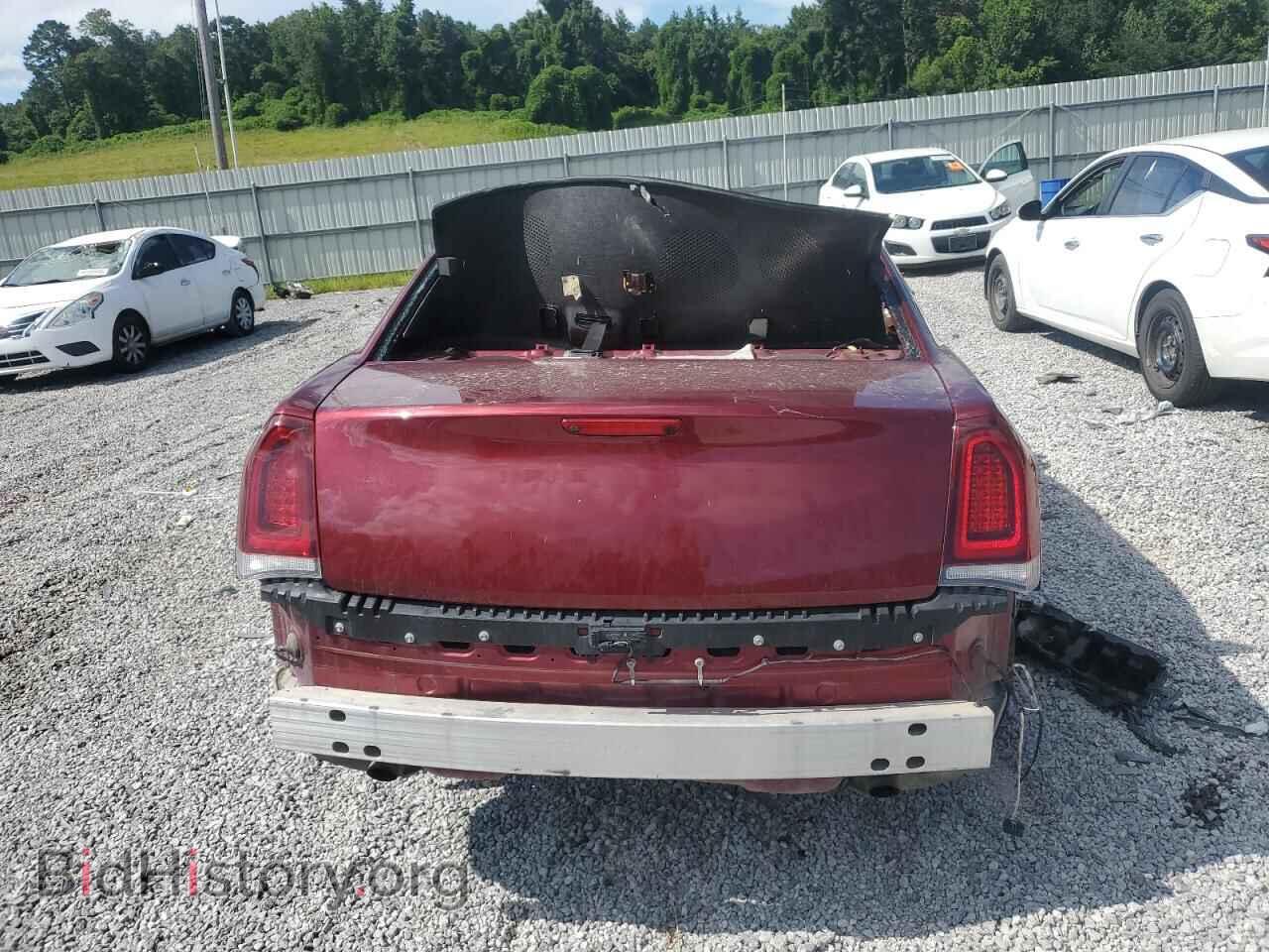 2019 CHRYSLER 300 - VIN: 2C3CCAAG6KH740645 - Фото 6