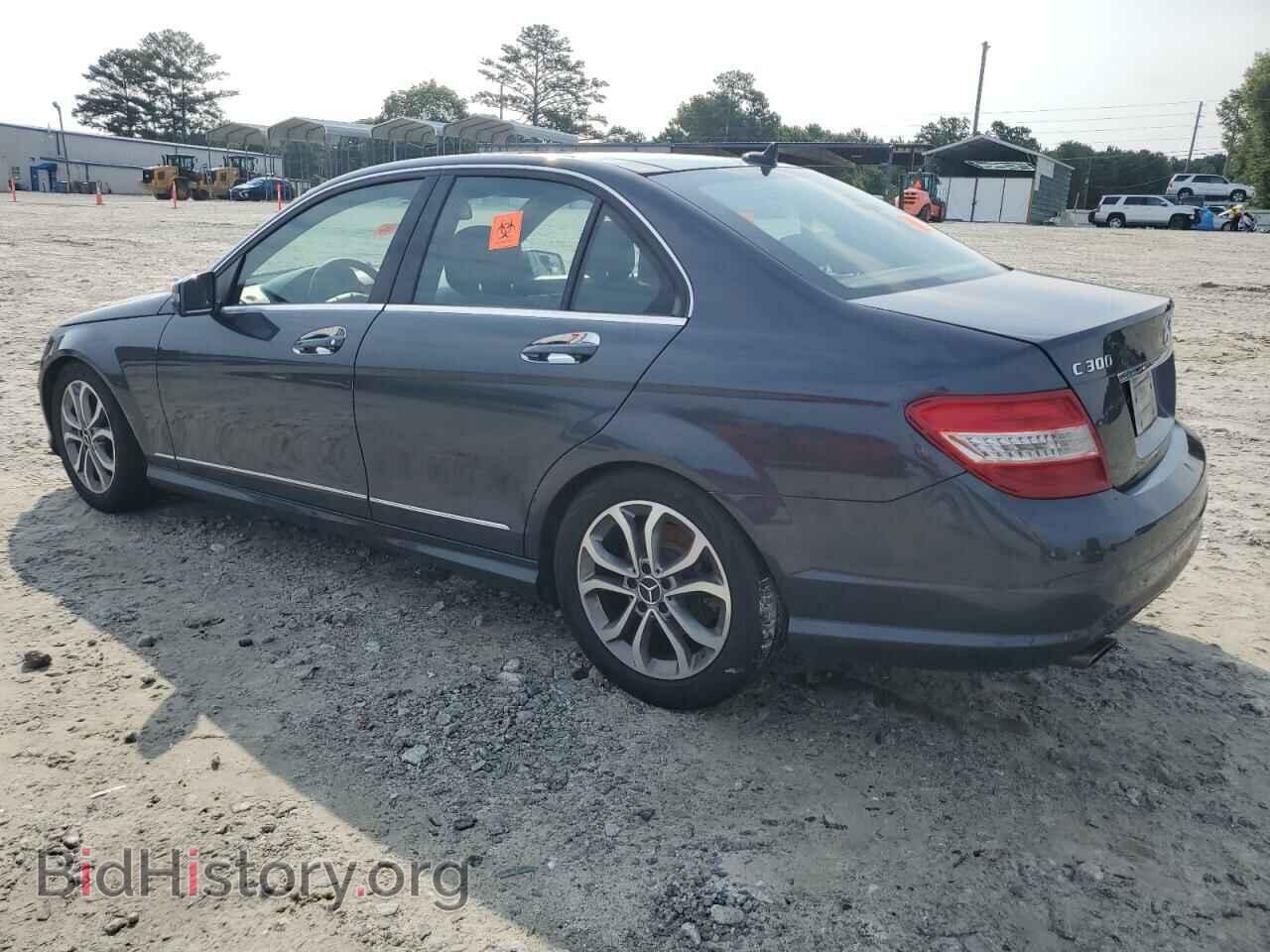 2011 MERCEDES-BENZ C-CLASS - VIN: WDDGF8BB1BR168535 - Фото 2