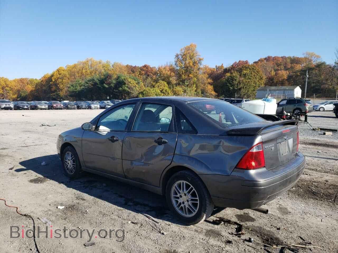 2007 FORD FOCUS - VIN: 1FAHP34N97W161871 - Фото 3
