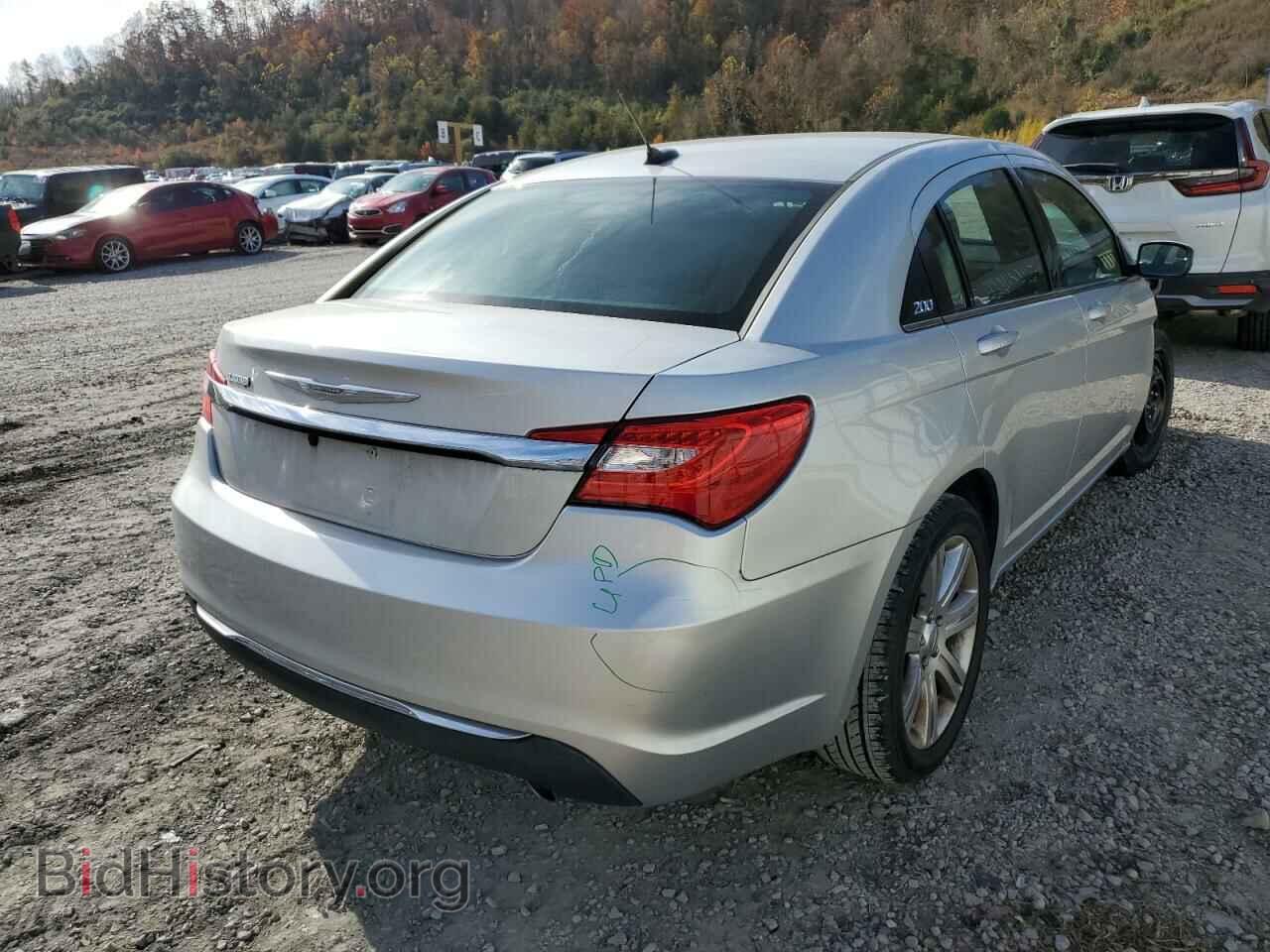 2012 CHRYSLER 200 - VIN: 1C3CCBBG2CN175176 - Фото 4