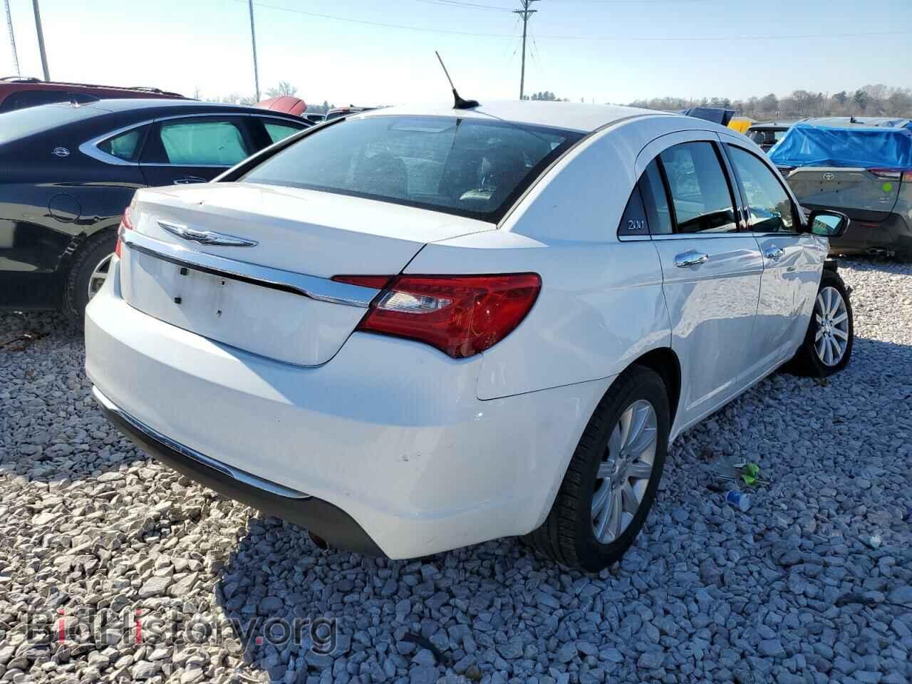 2013 CHRYSLER 200 - VIN: 1C3CCBCG7DN751778 - Фото 4