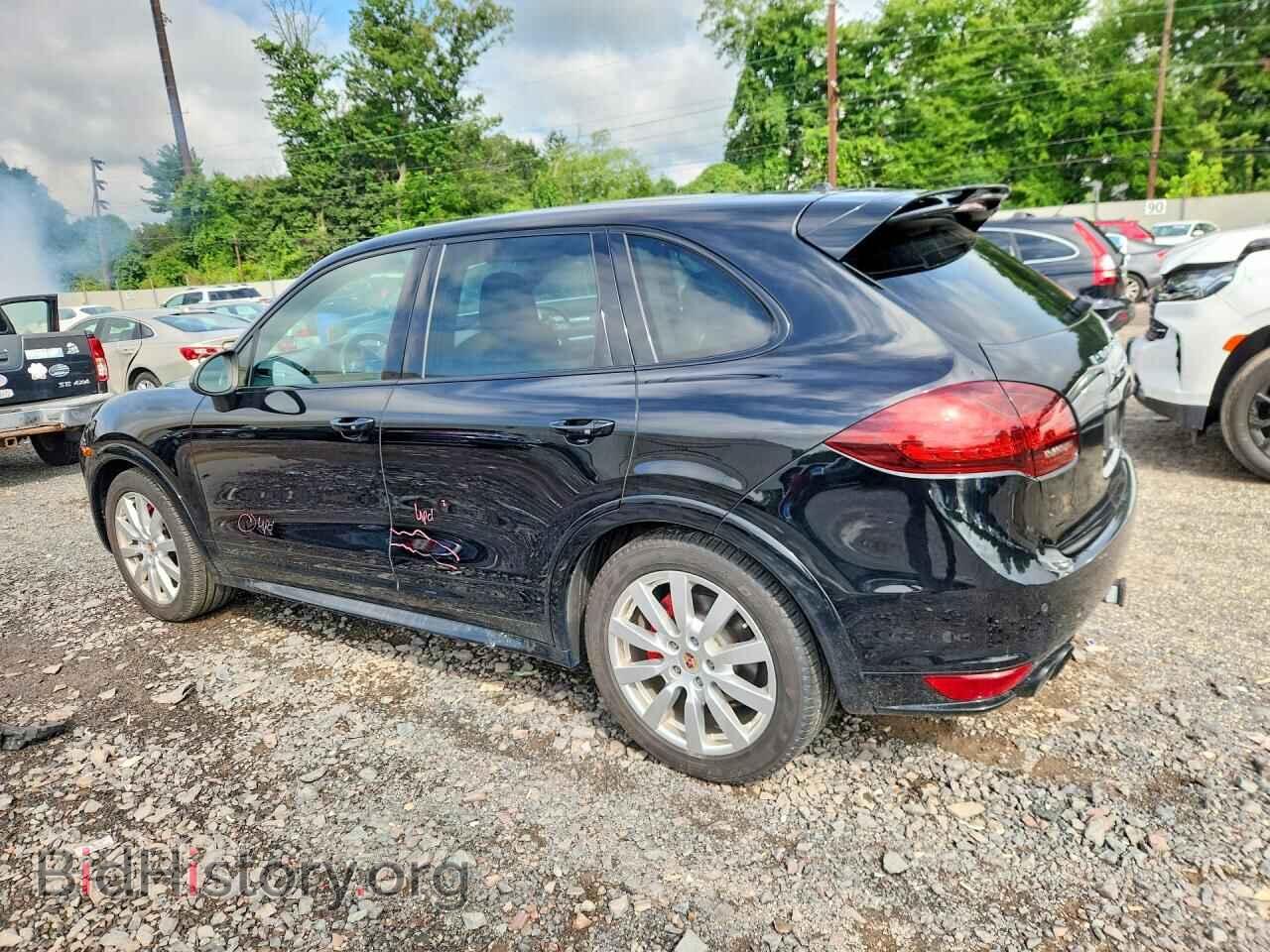 2014 PORSCHE CAYENNE - VIN: WP1AD2A29ELA70394 - Photo 2