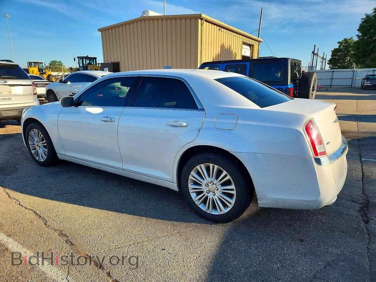 2014 CHRYSLER 300 - VIN: 2C3CCARG7EH356155 - Photo 2